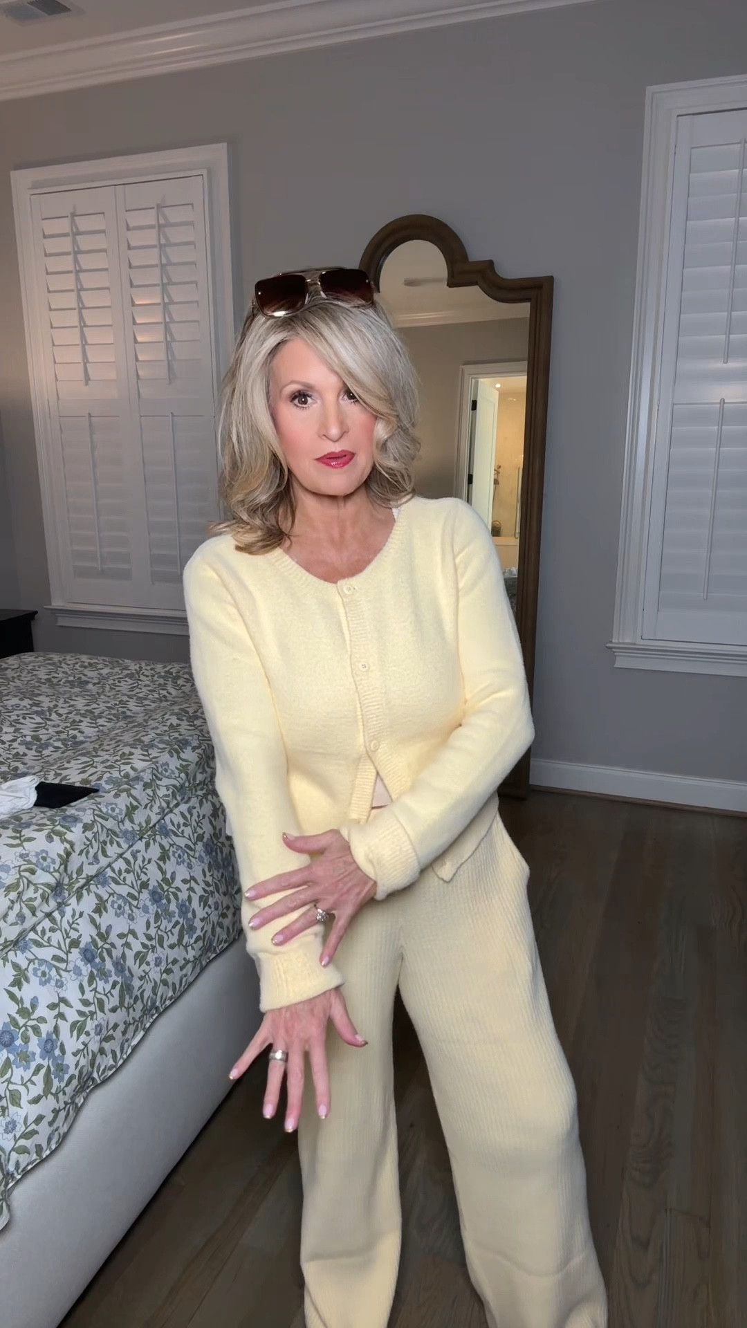 Alo Candlelight Yellow try-on 💛
You asked, so here it is.
On the fence with this set.
5’4, 140 lbs, wearing a small.

#LTKOver40 #LTKActive #LTKMidsize