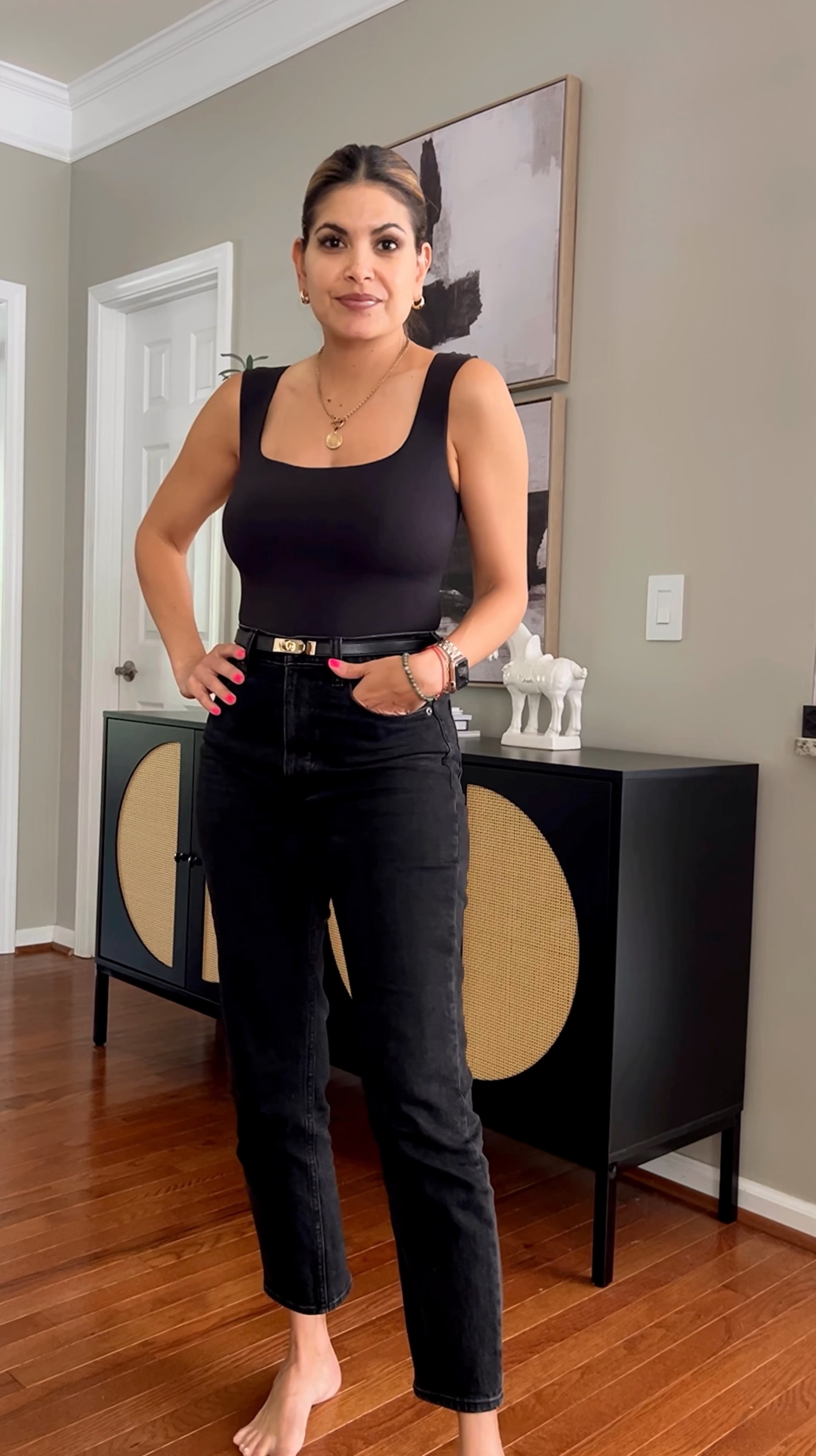 Amazon Bodysuit | Shaping Bodysuit | Smoothing Bodysuit | Layering Piece | Basic Fashion Piece

#LTKFindsUnder50 #LTKVideo #LTKStyleTip