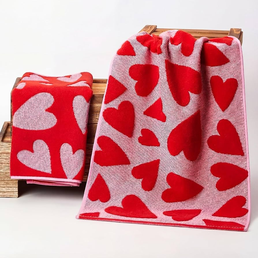 Peryiter 2 Pcs Valentines Day Hand Towels 3D Jacquard Red Heart Fingertip Towels for Bathroom 100... | Amazon (US)
