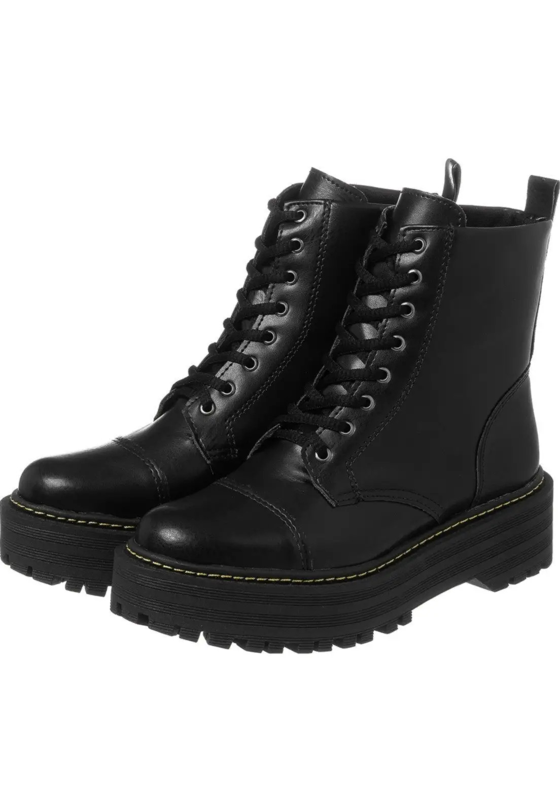 Bota Cano Curto Amorelle Coturno Tratorado Blogueira Plataforma Preto | Dafiti (BR)