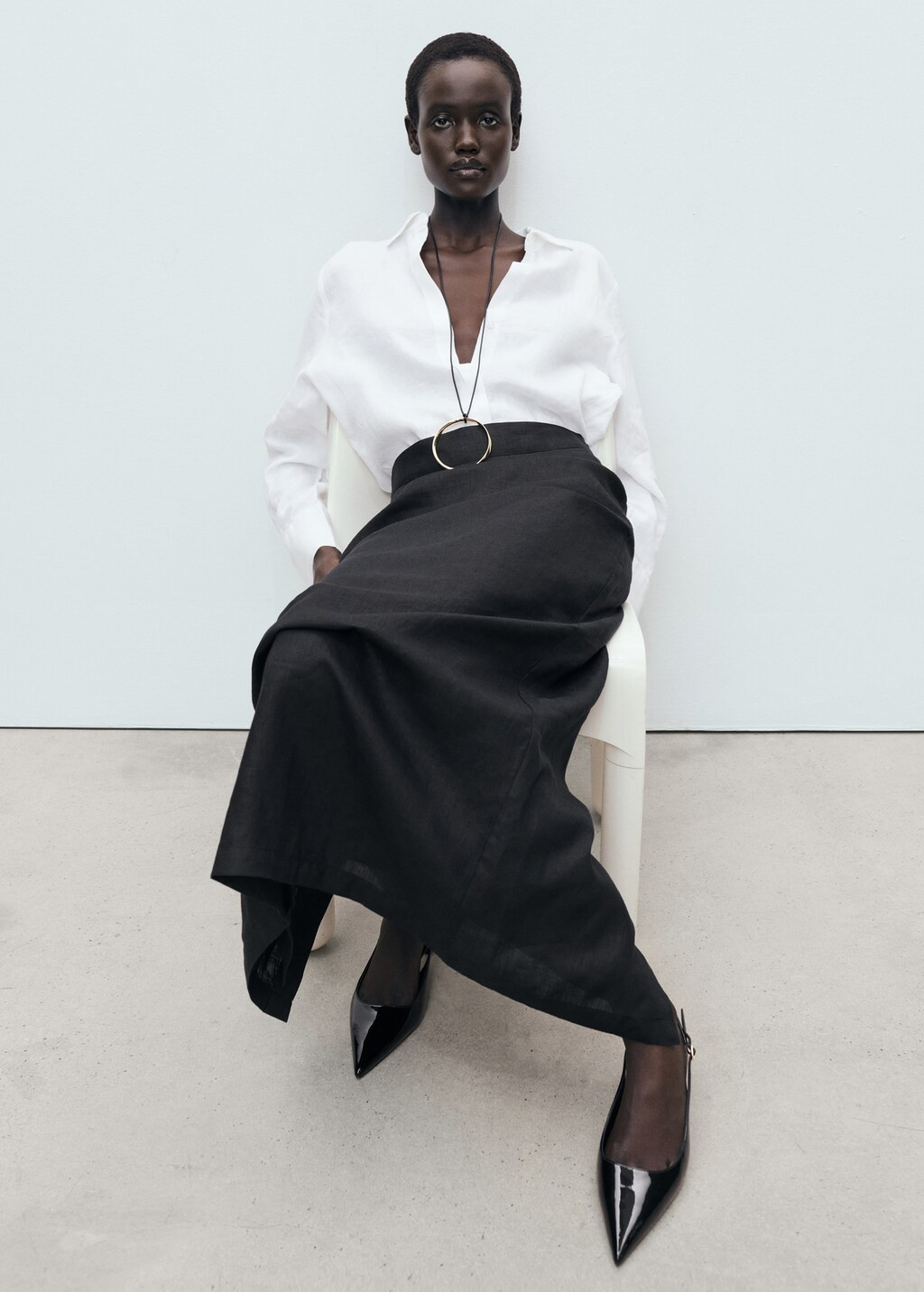 Kitten-heel patent leather shoes | Mango (US/MX/AU)