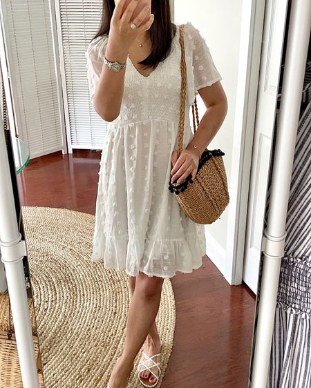 I wore this swiss dot dress yesterday and it's still one of my favorite little white dresses. I took size S since I don't like the smocked part being too snug. The body is fully lined.

Summer outfit

#LTKFindsUnder50 #LTKFindsUnder100 #LTKOver40