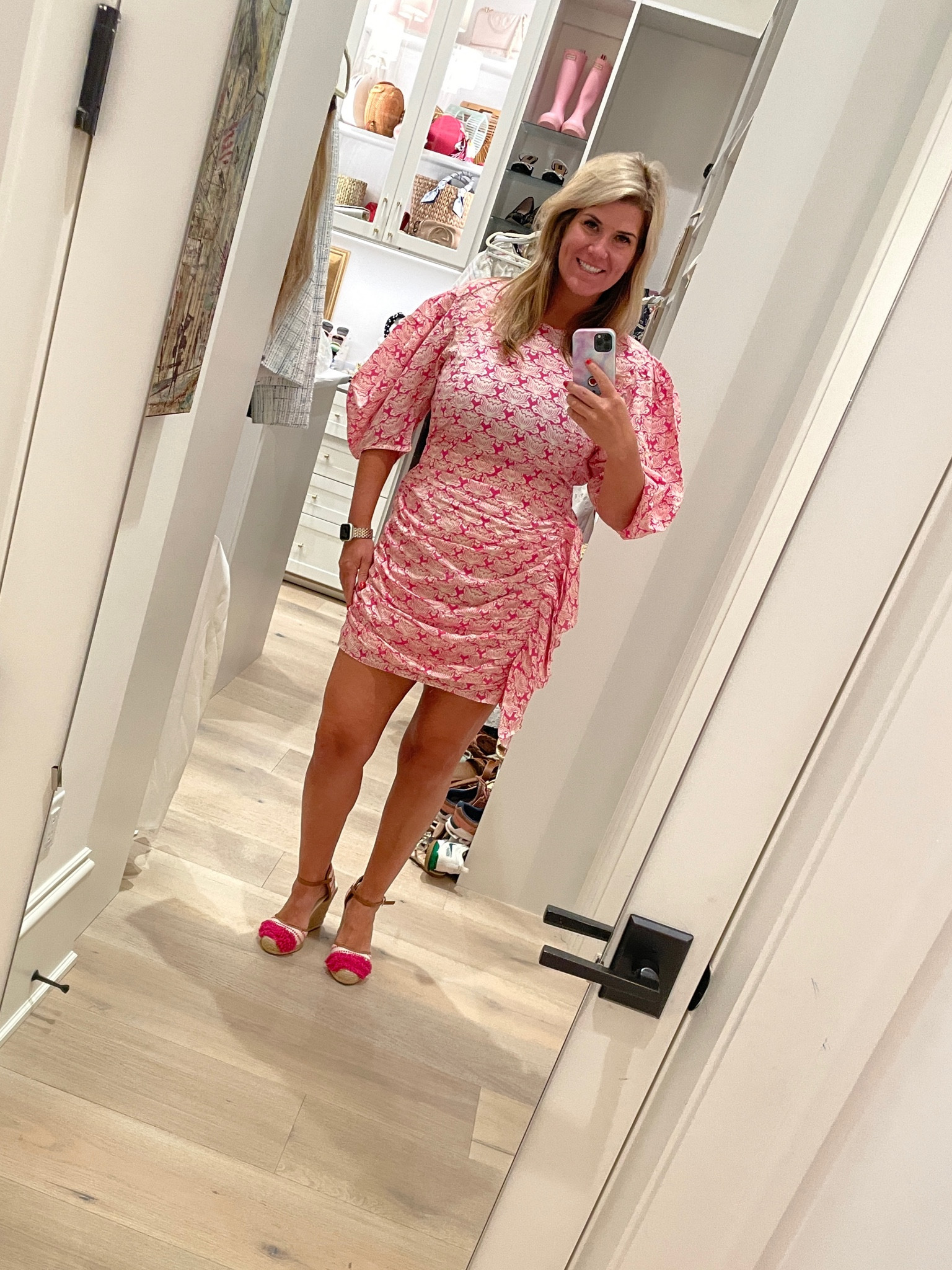 Super fun date night dress. Sized up for fitted style. Wearing 14.
