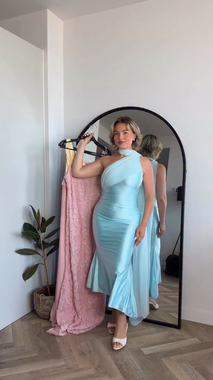 need a last minute summer wedding guest dress, I got you covered! ✨🩵💍

which is your favourite, 1-5? 

#weddingguestdress #summerwedding #summerweddingguestdress