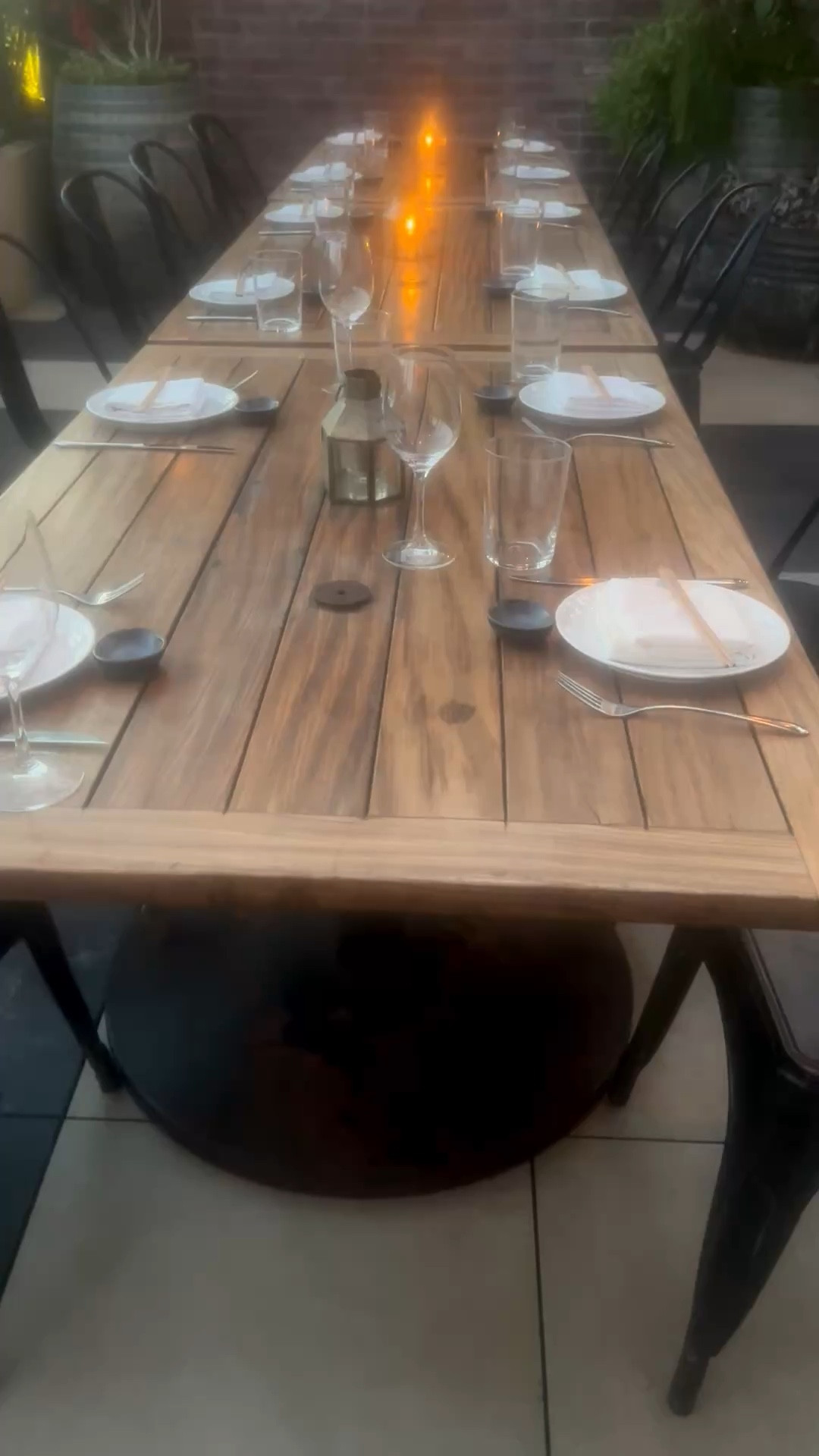 Sunset dinner moment, the kind you want to linger in.
#alfresco #outdoordining #sunsetvibes #goldenhour #tablescape

#LTKHome #LTKSaleAlert #LTKFestival