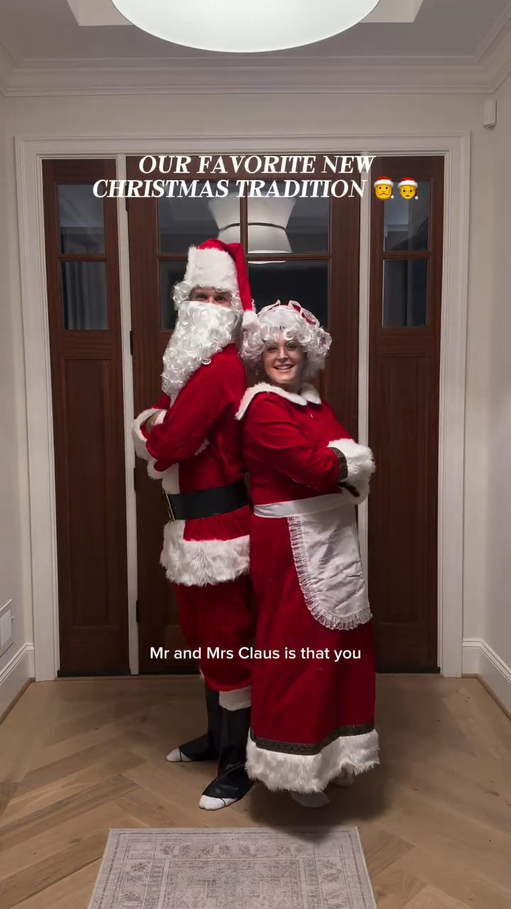This year’s mission: catch Santa and Mrs. Claus on camera 🎅🤶
Mission status: complete ✅ (even if we might have questions about Mrs.Claus having a baby…)

Our @arlosmarthome Essential Pan Tilt Indoor camera caught more of every moment (thanks to a 360-degree view) — from alerts detailing the Christmas magic to Lola sneaking onto the couch, Arlo made sure we knew what was going on in real time 🐶🎄 #toddlermom #toddlerchristmas #arlopartner #KnowMoreControlMore