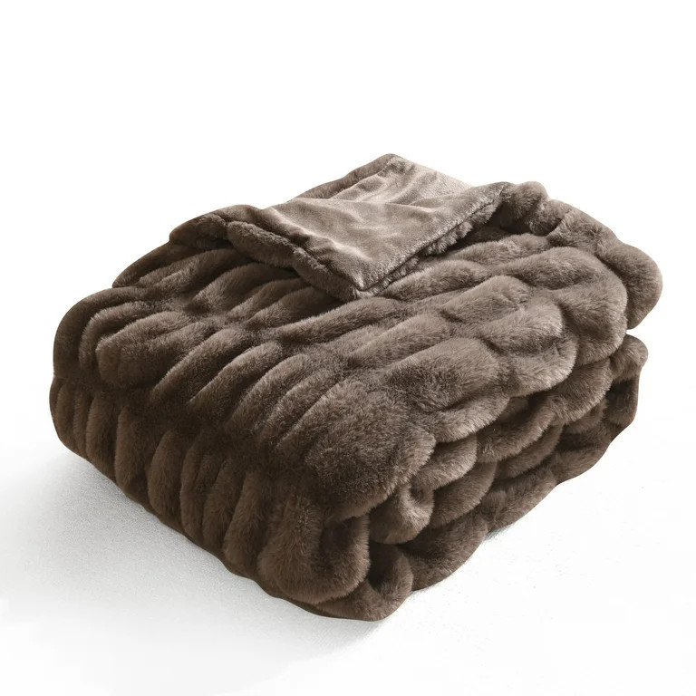 Better Homes & Gardens Dk Brown Polyester Faux Fur Reverse to Mink Throw Blanket, 50"X60", for Ad... | Walmart (US)