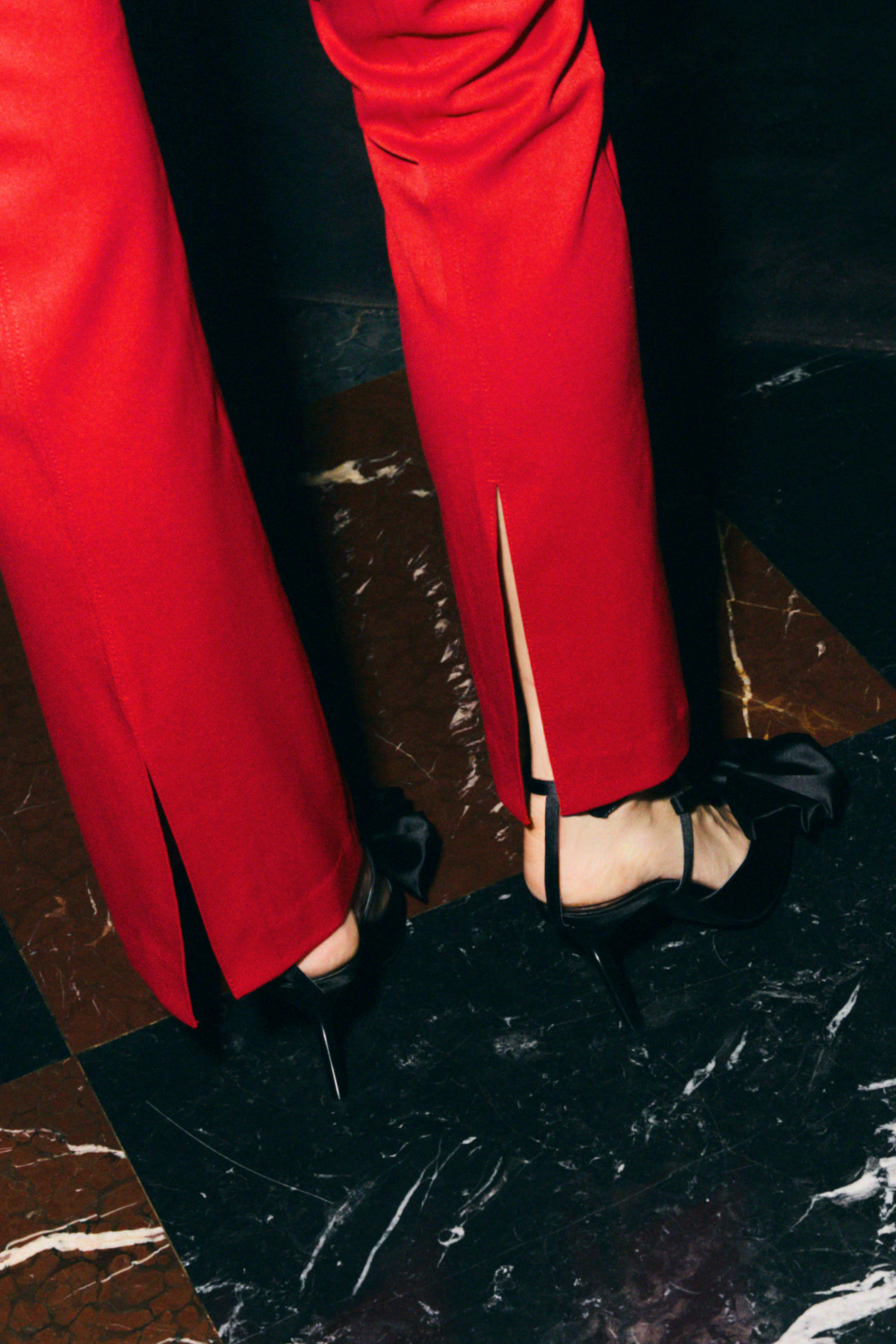 Slit-Hem Pants - Red - Ladies | H&M US | H&M (US + CA)