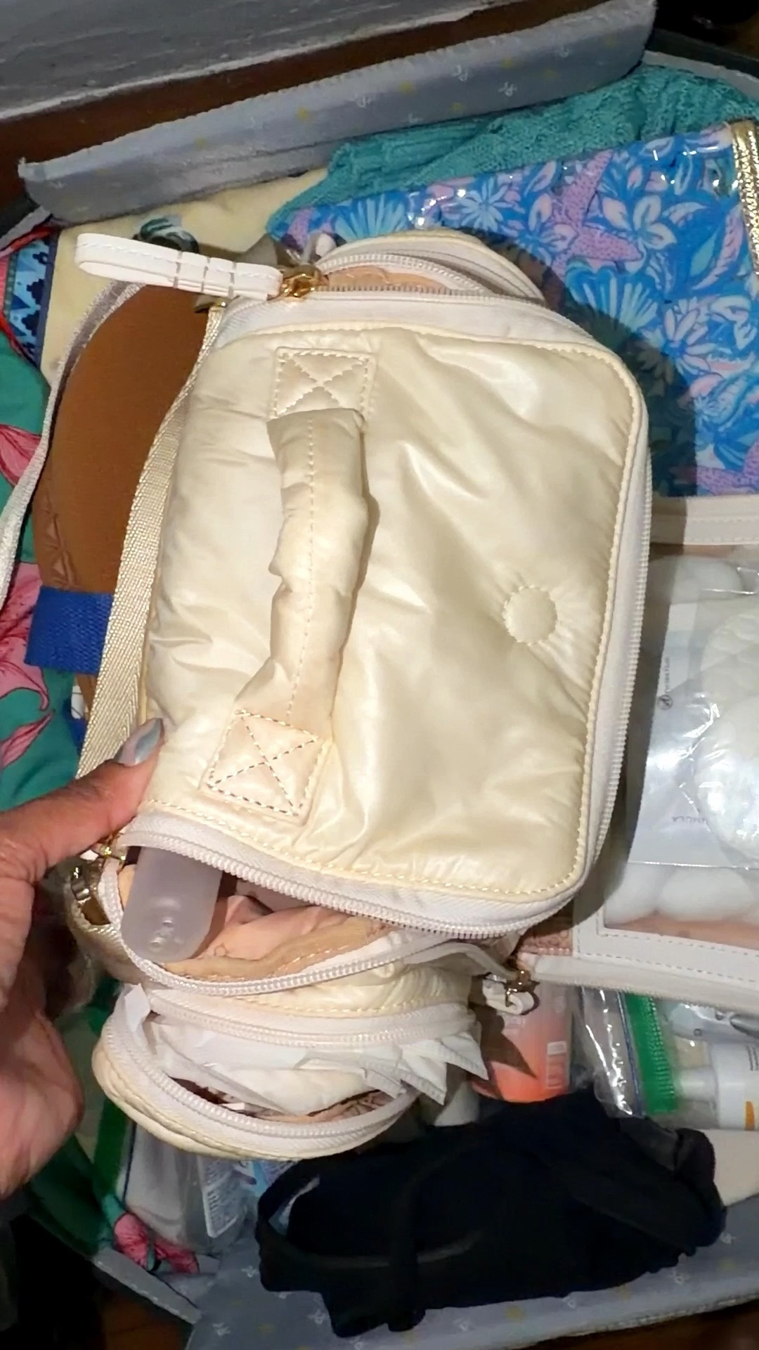 My favorite travel bag Caraa

#LTKselfcare #LTKTravel #LTKBeauty