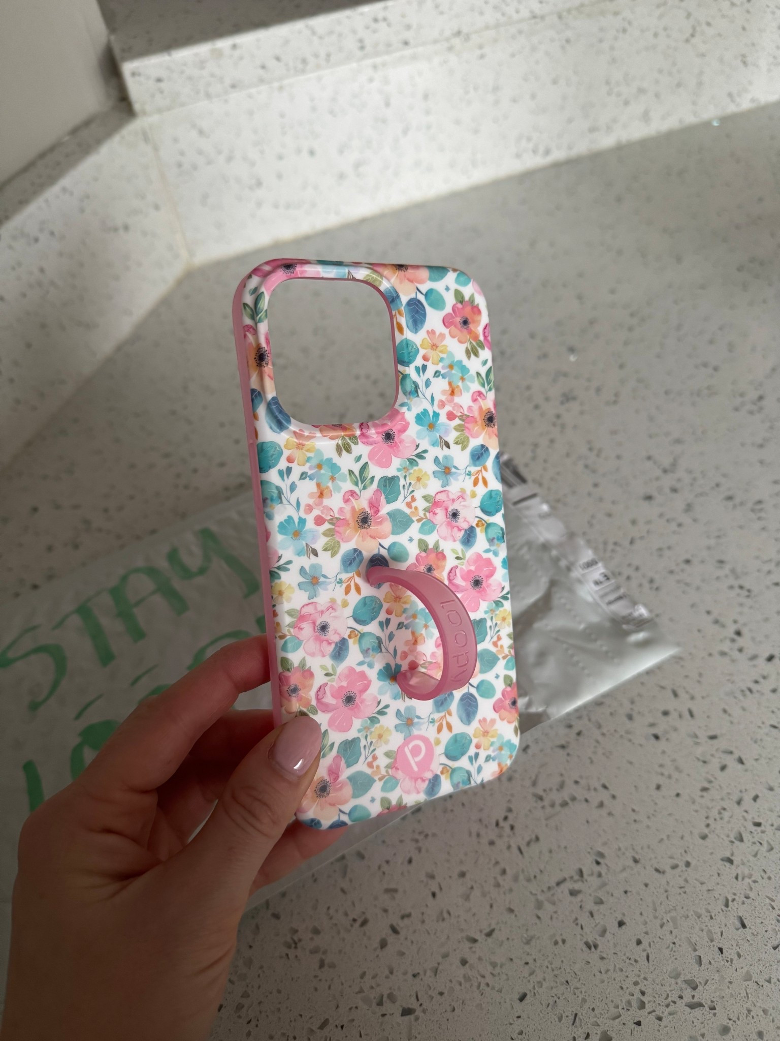 New spring loopy phone case! Discount code is jdanielson10 for 10% off! 

#LTKSaleAlert #LTKFindsUnder50 #LTKStyleTip