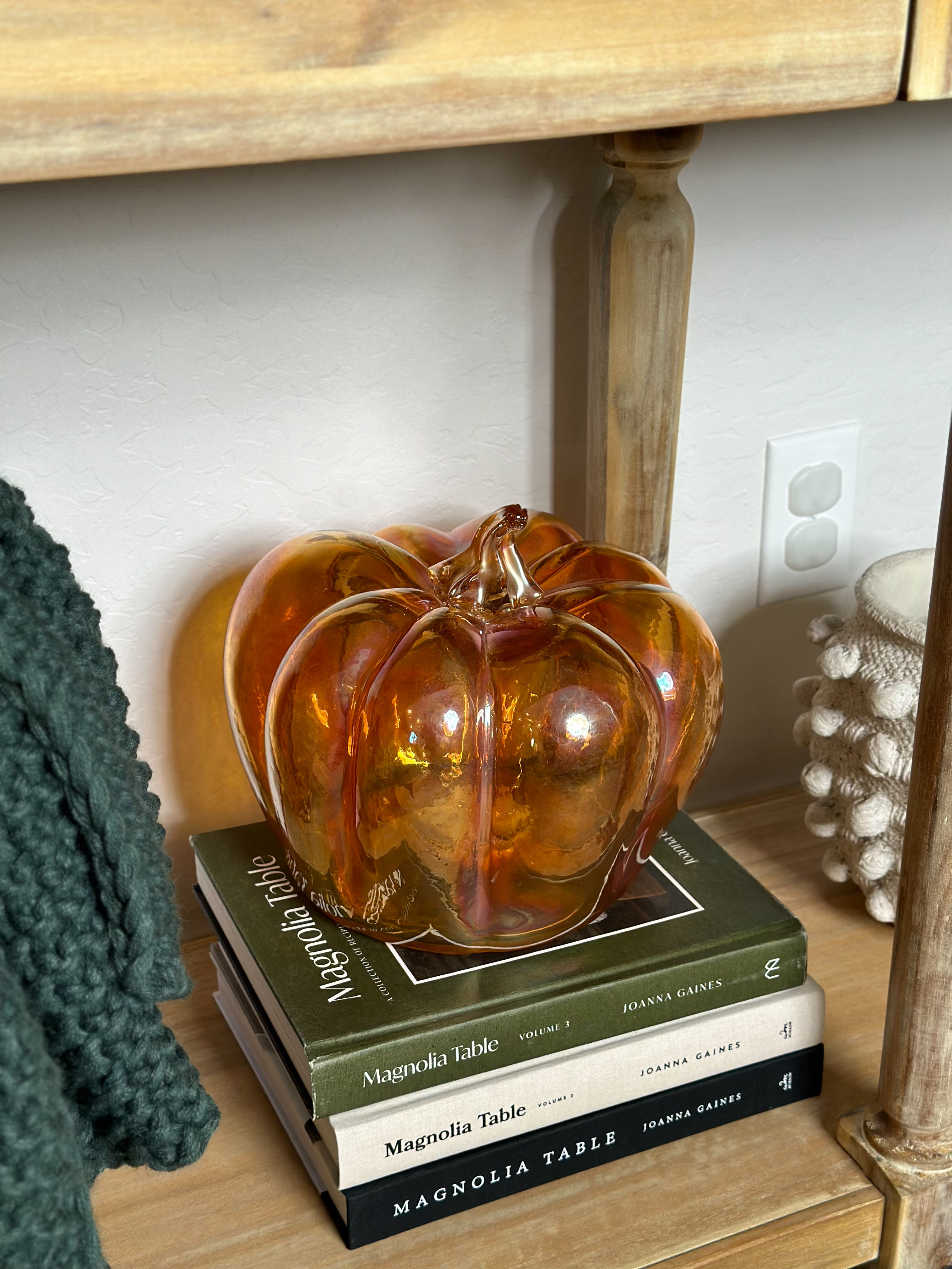 Gave our large console table a fall makeover! 🍁🍂 Loved layering in warm textures and seasonal pieces — and just spotted that this table is on sale now! Perfect time to add a little extra charm to your space. 

.
.
.

.

#falldecor #homeinspo #cozyhome 
.
.


Home Sweet Home | Fall Styling | DIY Home Decor | DIY Home Hacks | Girly | DIY Crafts | Home Crafts | Fall Inspo | Easy DIY | DIY Tutorial | Home Decor Ideas | Autumn Decor | Fall Decor | New Home | Homeowner Era | Mom Life | Motherhood Unplugged | Real Motherhood | Fall Aesthetic | Console Table | Everett Console Table | Console Table Decor | Console Table Styling | Fall Console Table | Fall Console | Fall Console Refresh | LTK Home |

#LTKSeasonal #LTKHome #LTKStyleTip
