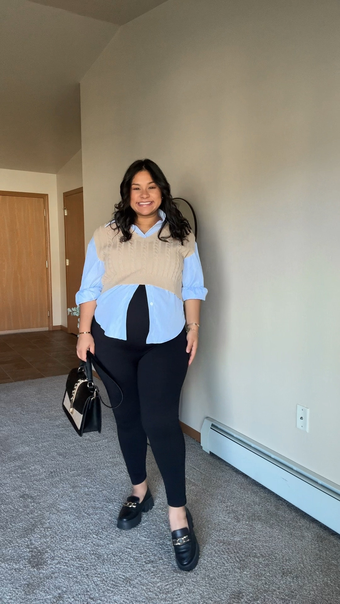 Idea de outfit Casual Office con leggins de maternidad🫶🏻 lo ameee! ¿A ti te gustó? 

#pregnancyfashion #pregnancystyle #maternityfashion #maternitystyle #outfitinspiration #outfitoftheday #outfitideas #outfitshein 

#LTKStyleTip #LTKBump