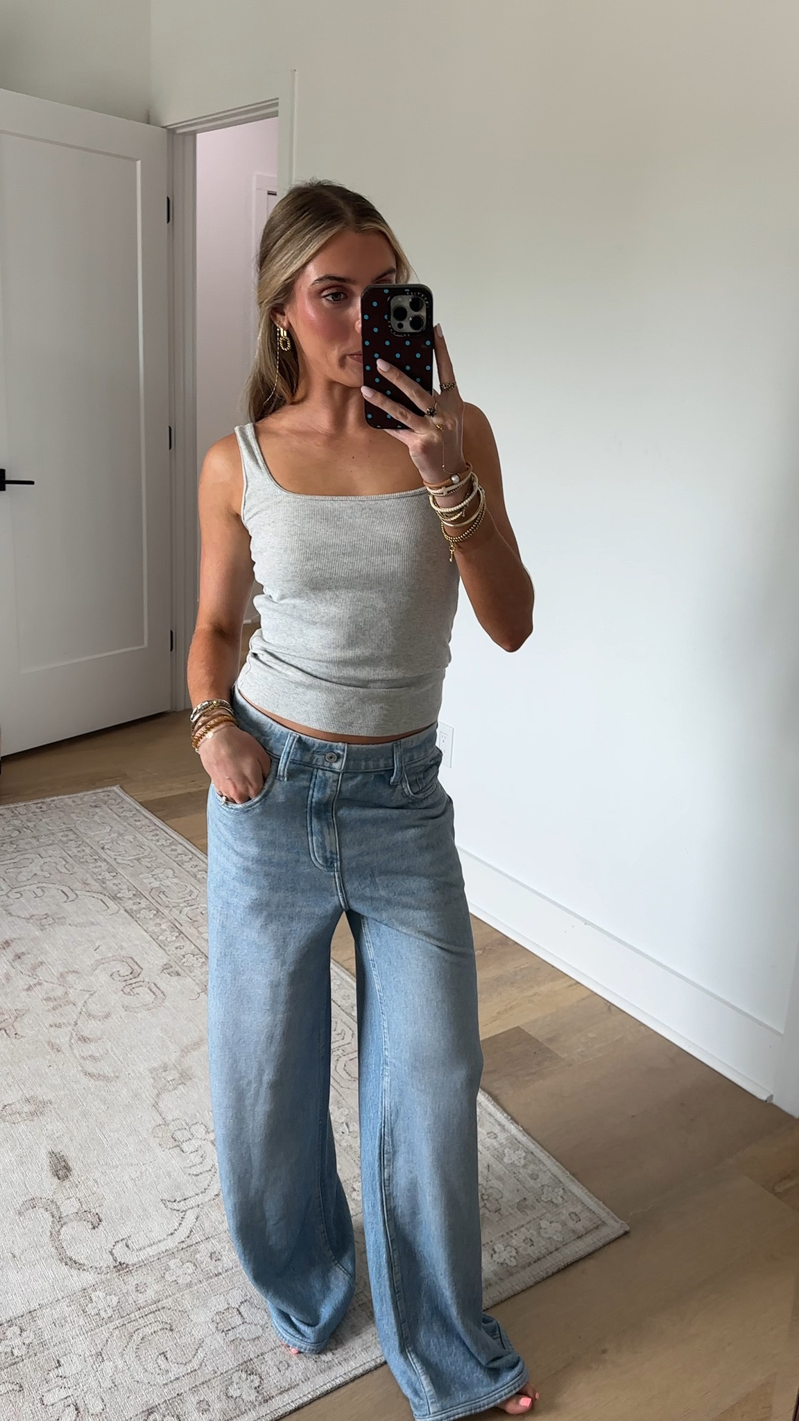 @abercrombie YPB On The Go Travel Terry Pant size xs in light wash.

#LTKSaleAlert #LTKxAbercrombie #LTKootd