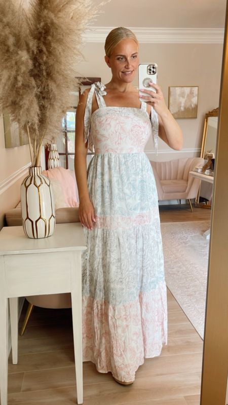 I just love this pretty floral maxi dress for a day at a vineyard or a summer picnic! 

#LTKSeasonal #LTKstyletip #LTKFind