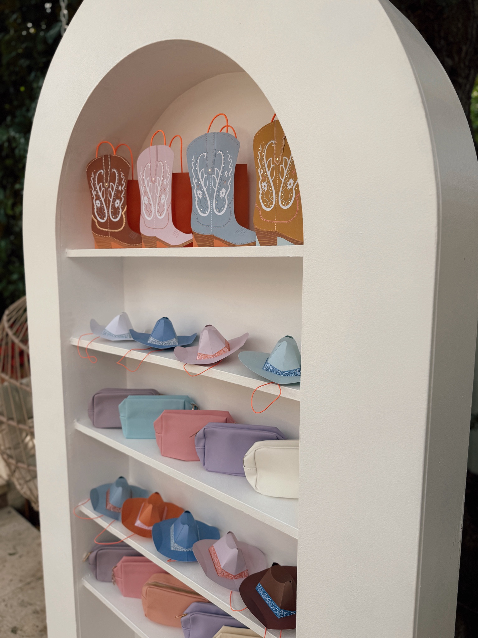 Saddle up, partner 😉 this party was all about the magic in the details. 🤠✨Come see us get ready! 

Bandana placemats at every seat, boot-shaped cups ready for sweet tea sippin’, stacks of pizza + snacks and the sweetest stations…. charm necklaces, custom pouches, and bandana keychains. 🌵🐂

Because sometimes the best memories aren’t just in the big moments… they’re in the little touches that make everyone smile. 💛

#CowgirlParty #YeehawVibes #BootScootinFun #PartyDetailsMatter #CreatingMagic #MamaMadeMoments

#LTKFamily #LTKParties #LTKKids