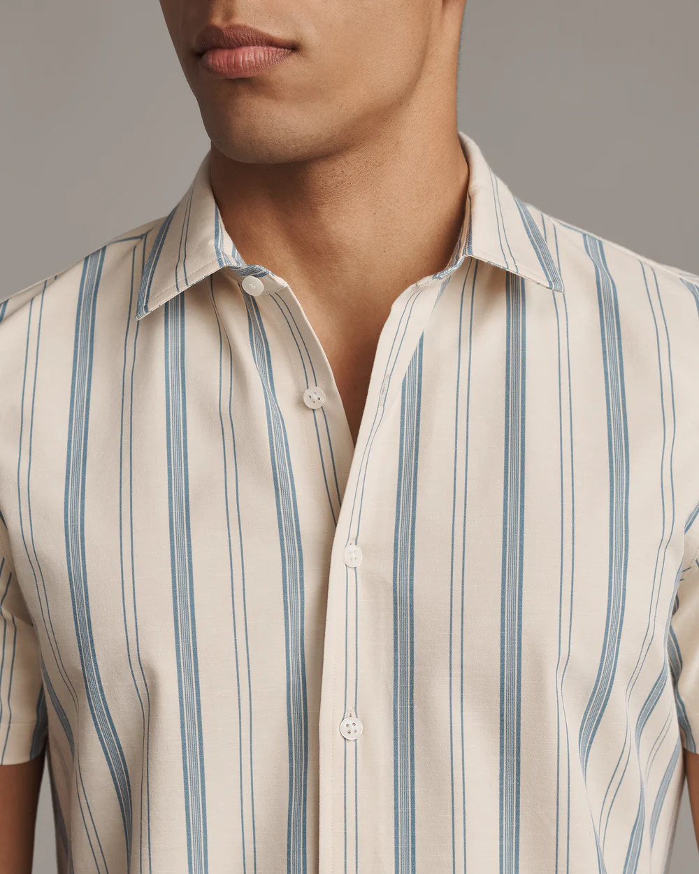 Brezza Linen-Blend Short Sleeve Shirt | Rhone Apparel | Rhone