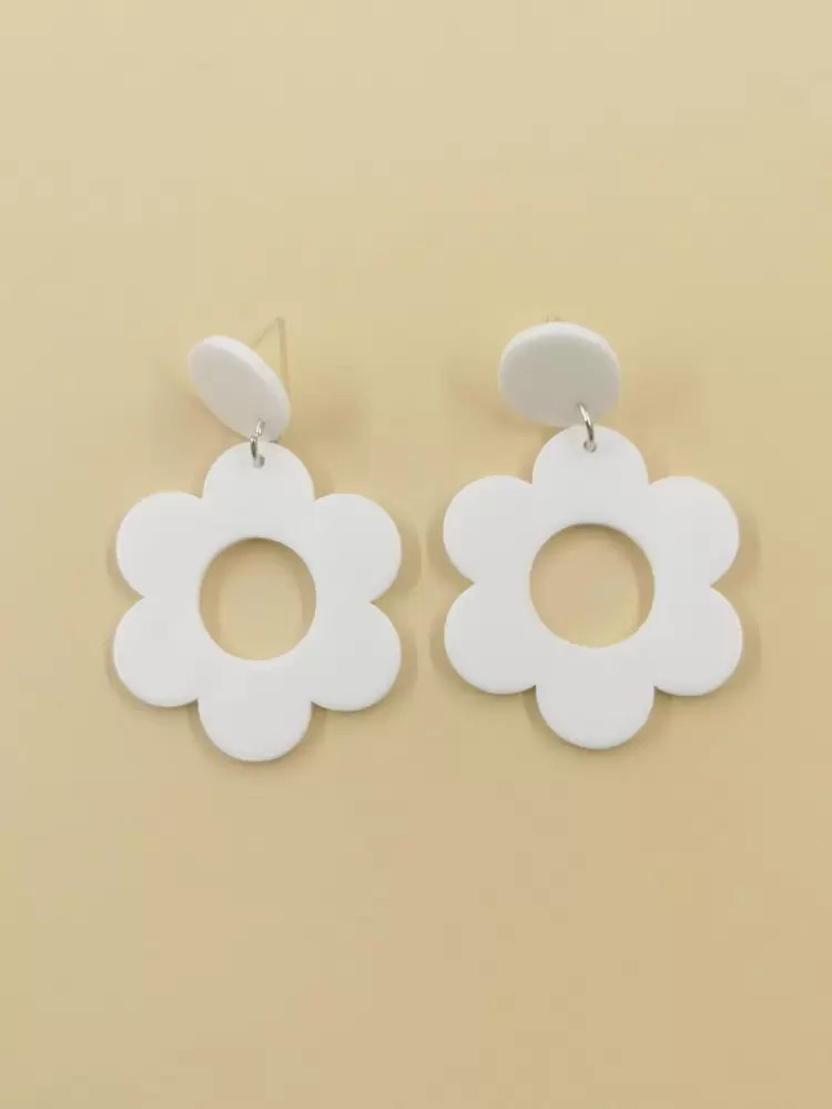 Hollow Out Flower Drop Earrings | SHEIN