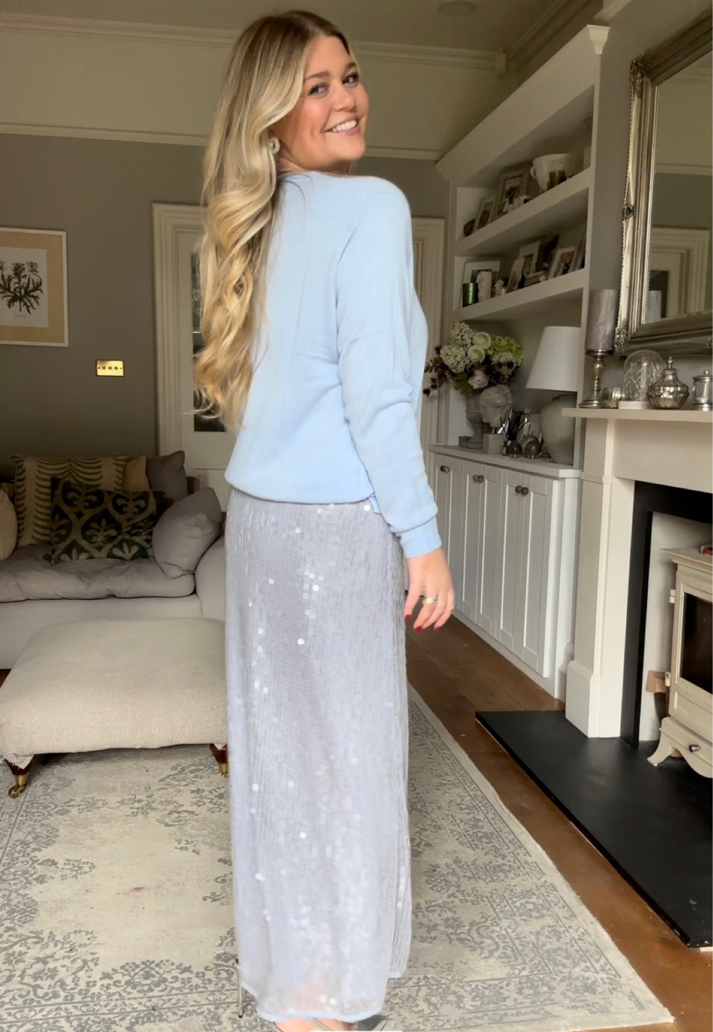 Sequin maxi skirt blue

#LTKuk #LTKpartywear #LTKwinter