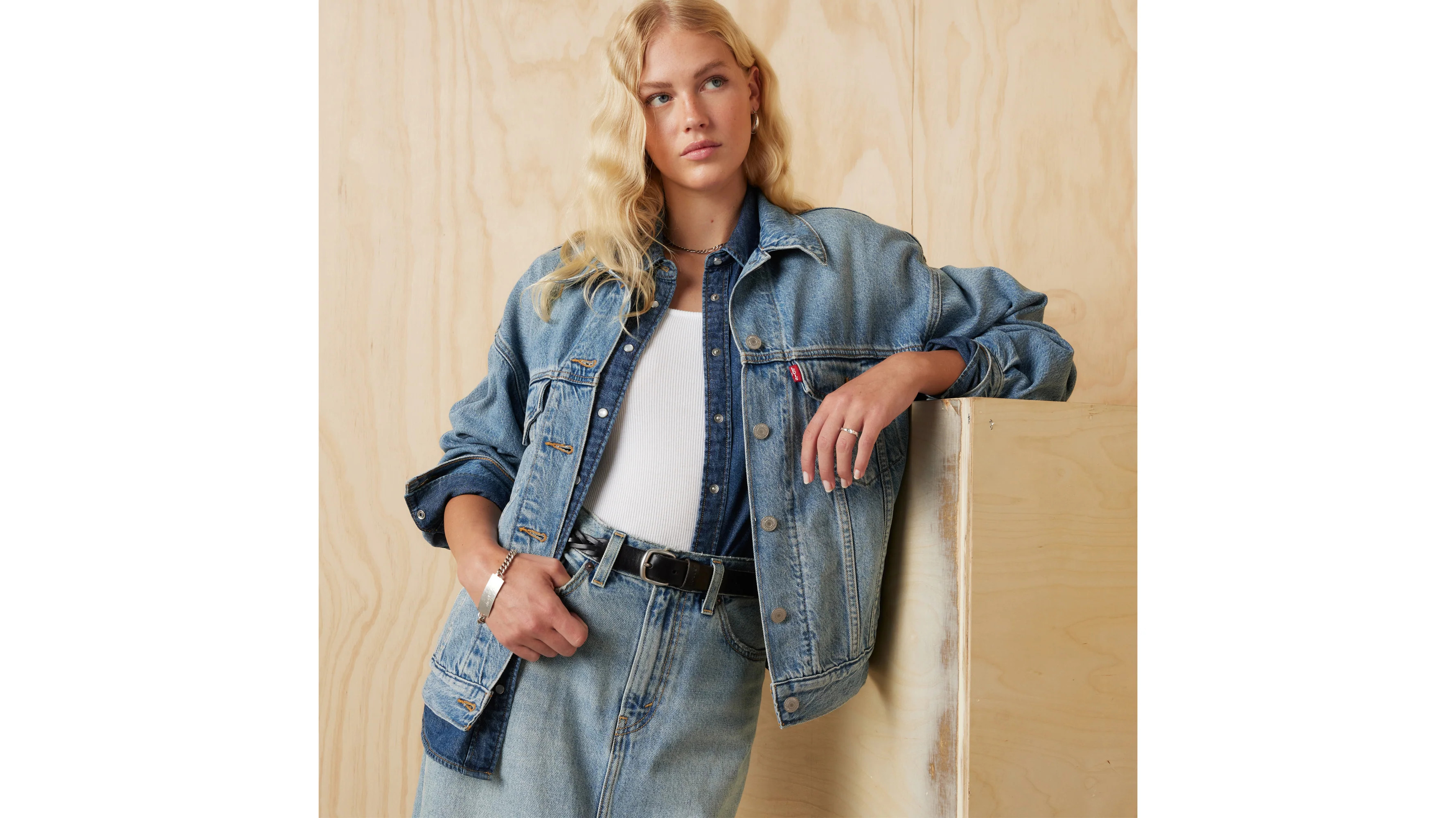 Women's '90s Trucker in Med Indigo - Worn In Jacket | Levi's AU