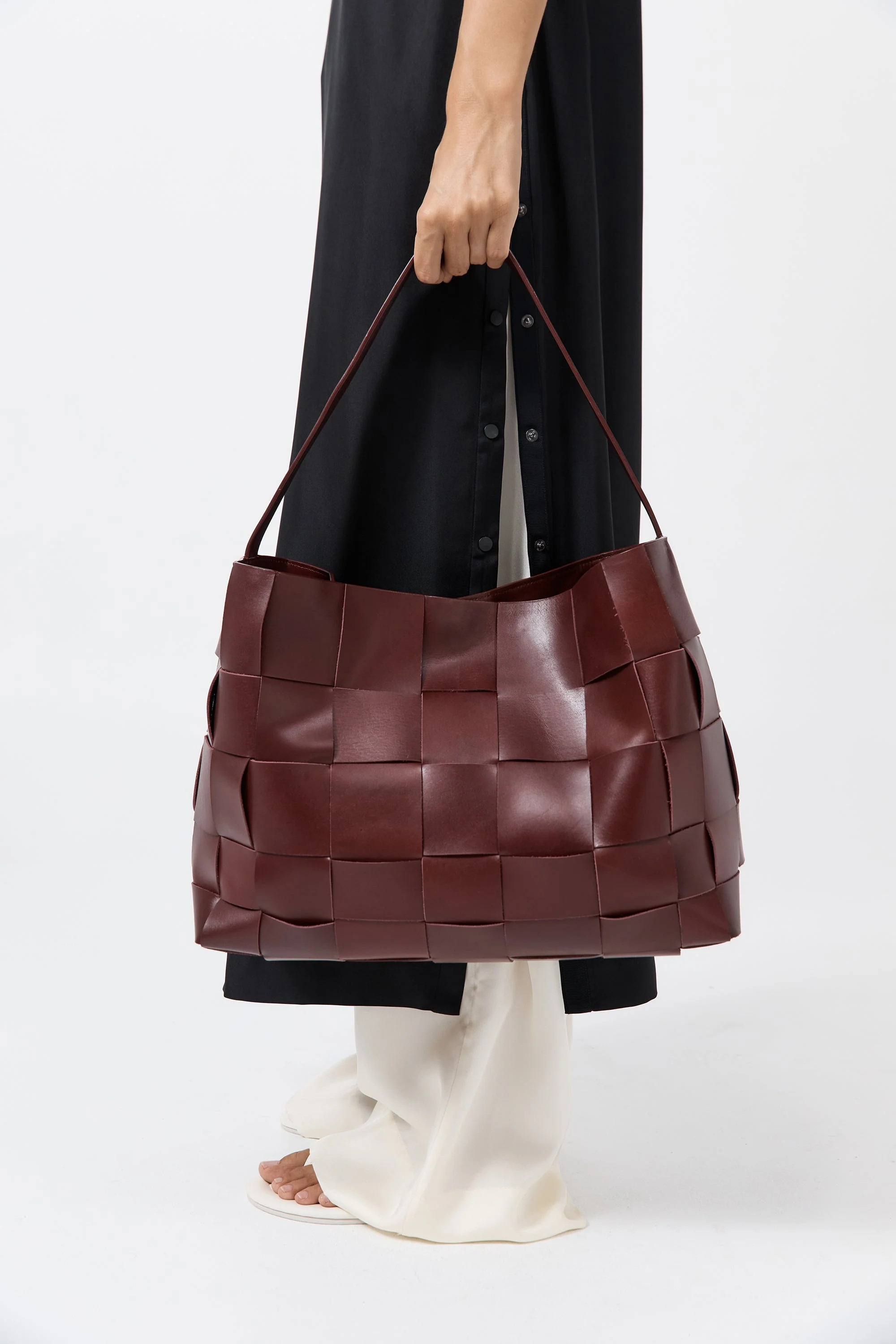 Woven Large Tote - Plum | St. Agni (US, UK, EU)