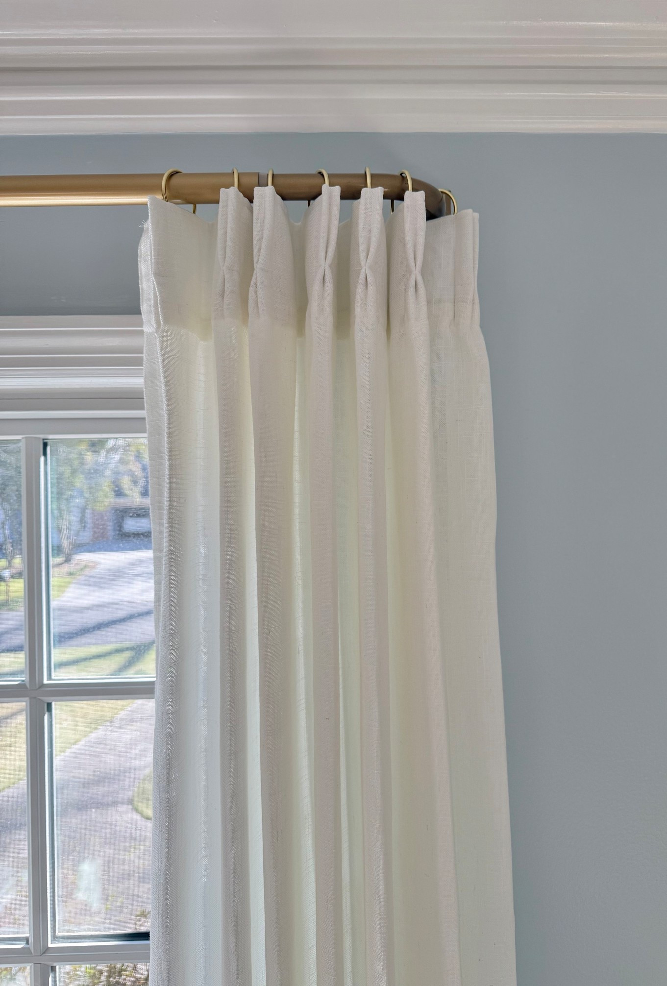 Don’t sleep on these GORGEOUS Amazon pinch pleat drapes. 🕊️

#LTKHome #LTKdayinmylife #LTKBeauty
