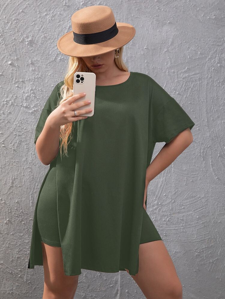 Plus Drop Shoulder Slit Hem Tee & Biker Shorts | SHEIN