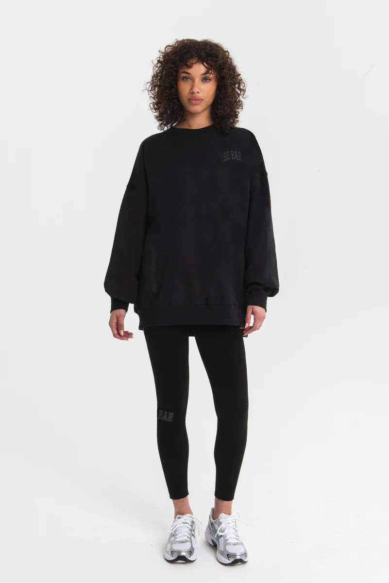 VARSITY WRAPPED SWEATSHIRT BLACK/BLACK | The Bar