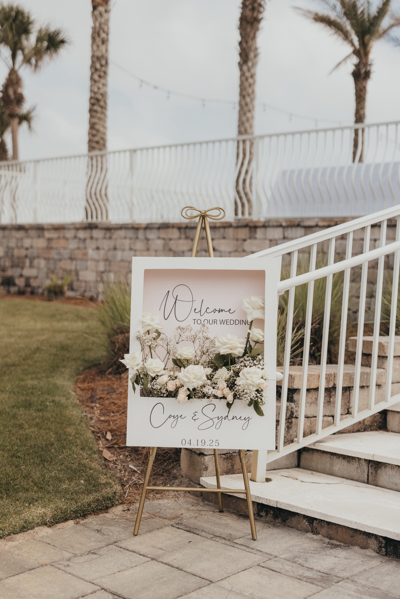 Our welcome sign was my fav 🥹🫶🏼🤍 easel and sign linked! 

#LTKSeasonal #LTKWedding #LTKStyleTip