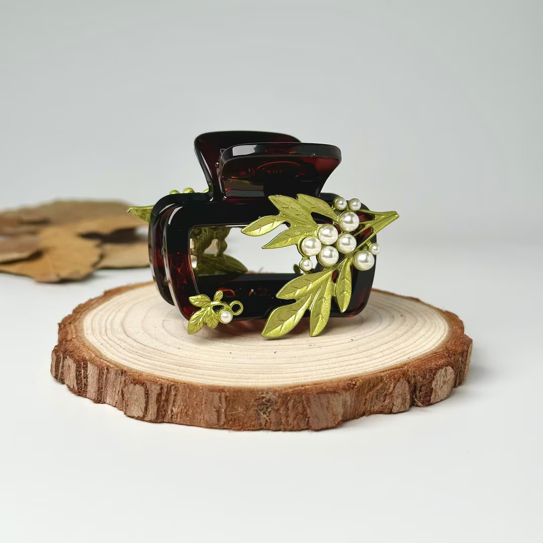 Small Leaf Hair Claw Clip With Pearl High Quality Green Leaf Hair Claw Vintage Pearl Hair Clips B... | Etsy (US)