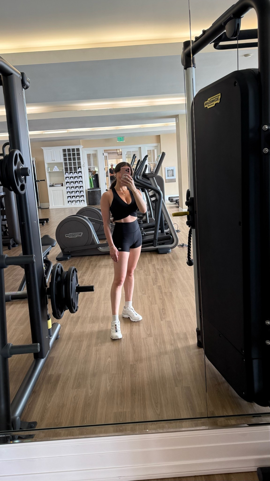 Workout look

Active set, alo, alo set, athletic shorts, athletic top, fitness set, athletic set, athleisure set, Pilates, Pilates princess, Pilates outfit, yoga outfit, gym outfit, gym look, gym set#LTKSummerEdit

#LTKActive #LTKSeasonal
