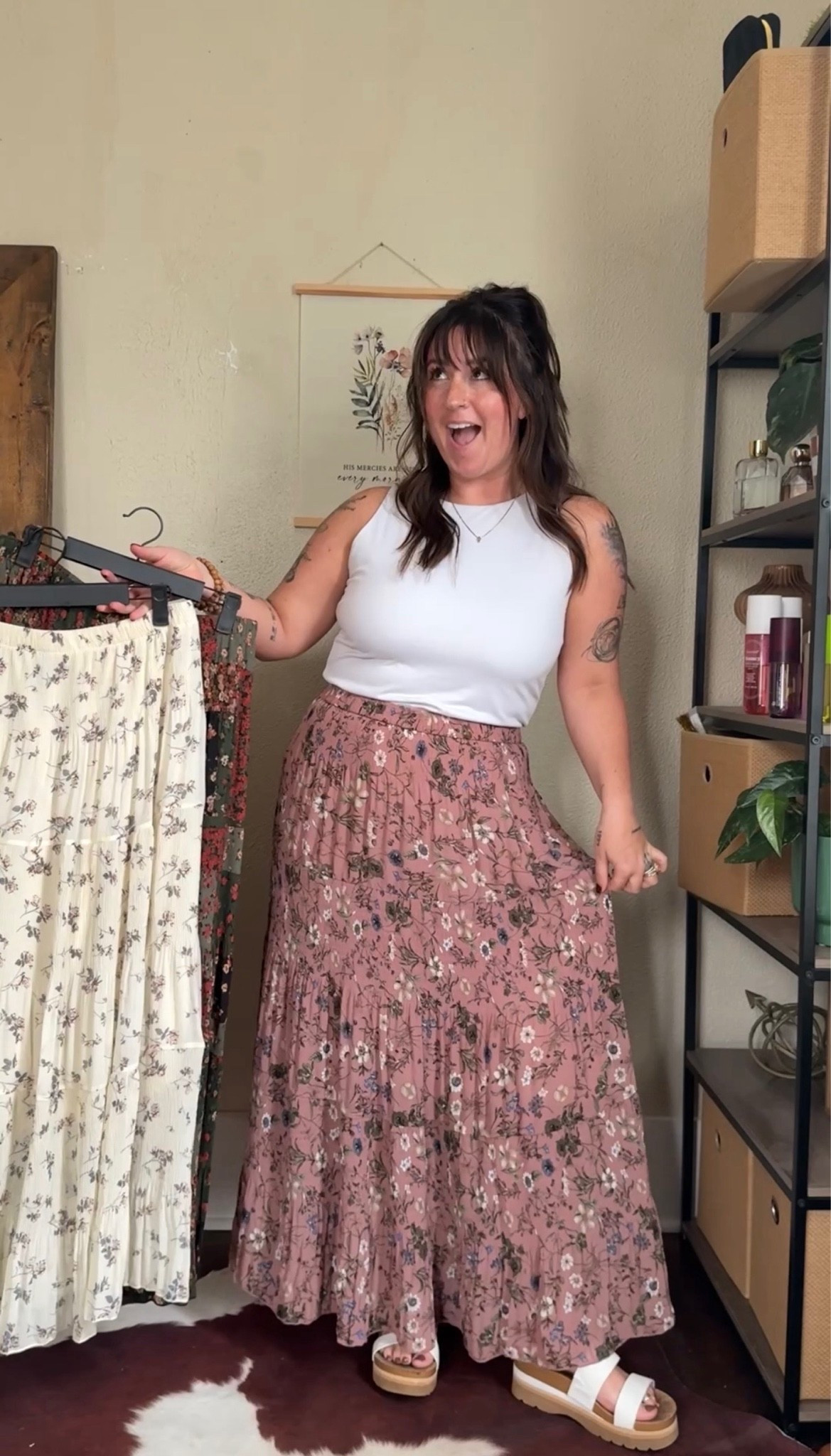 my fav maxi skirt of all time!! perfect for YEAR ROUND! In winter I wear leggings under! I am 5'1 size 10 wearing medium

#LTKSeasonal #LTKMidsize #LTKBeauty