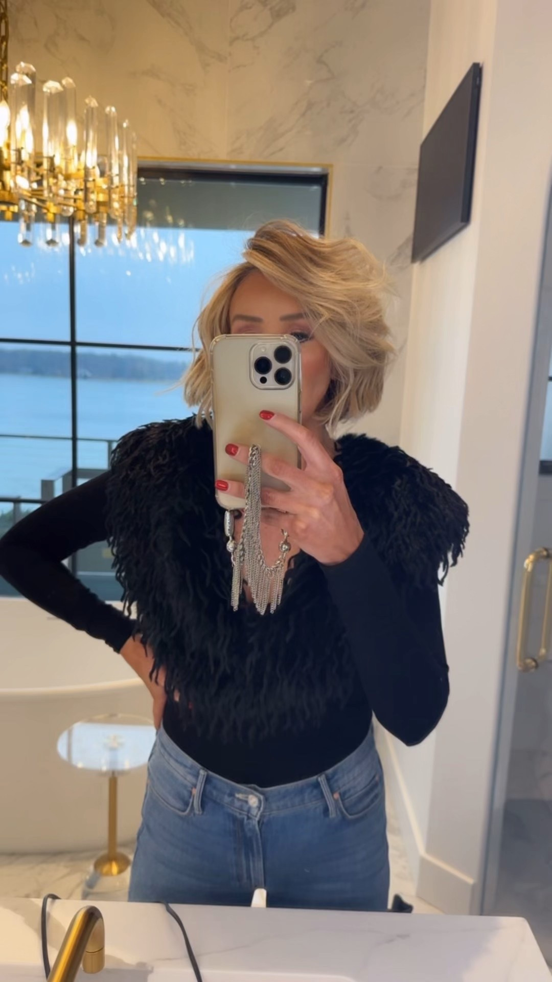 Must have top and denim 🔥🔥🔥 medium in top and 27 in denim 