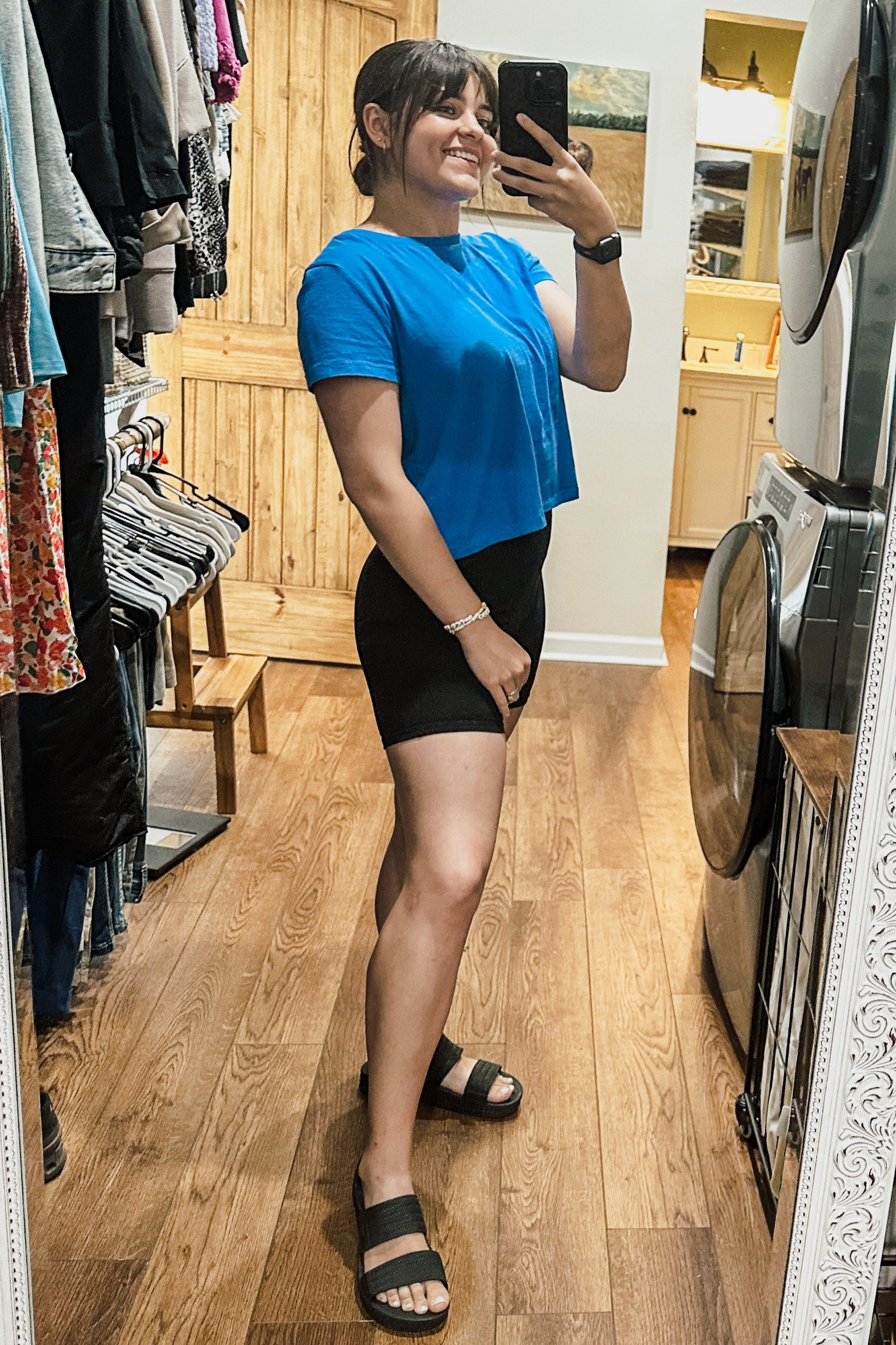 Biker shorts and cropped tee 👌🏻

#LTKfitness #LTKfindsunder100 #LTKfindsunder50