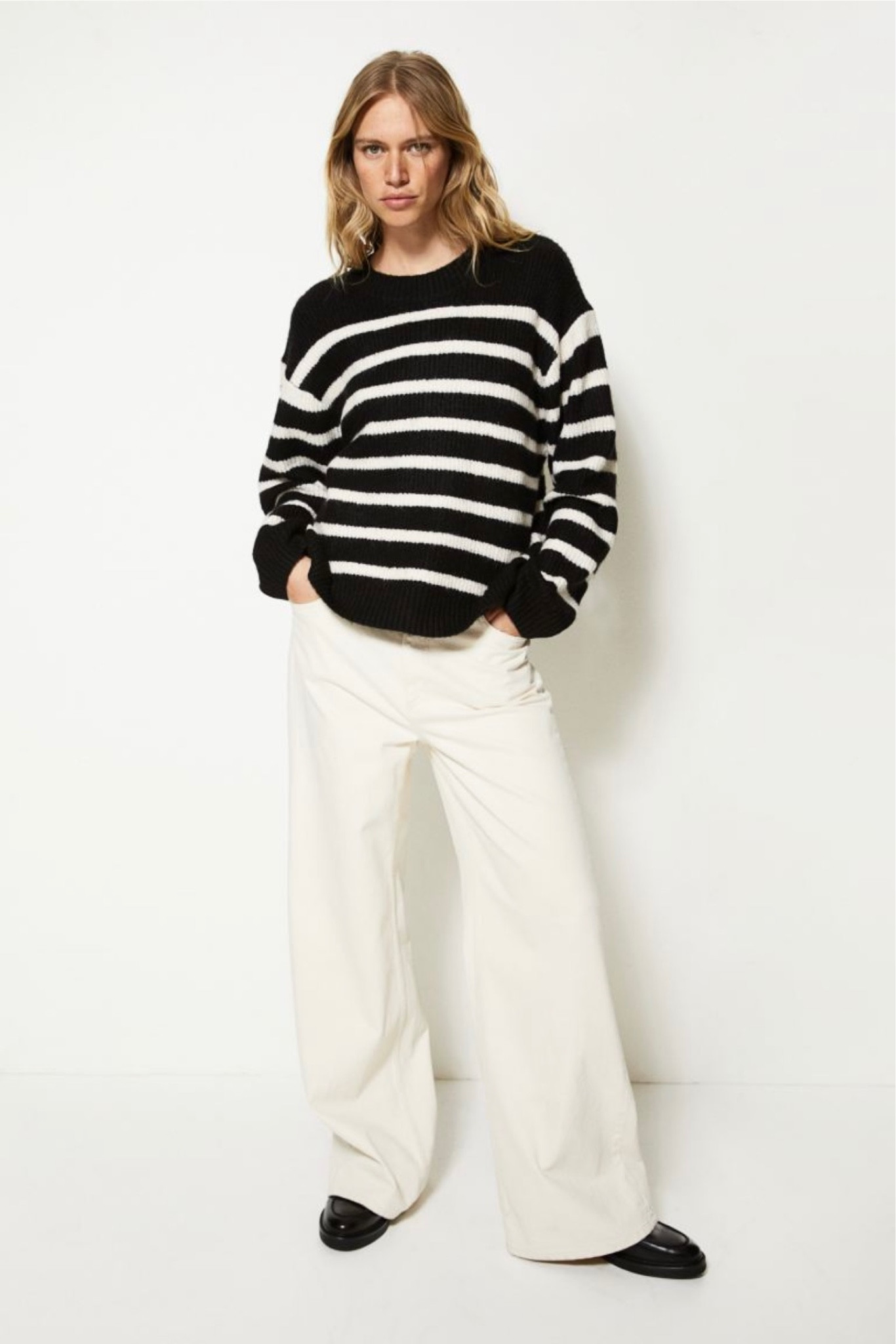 Black and white striped jumper for autumn/winter🖤

#handm #stripedjumper #knitwear #autumnwinter #autumnoutfit

#LTKstyletip #LTKSeasonal #LTKFind