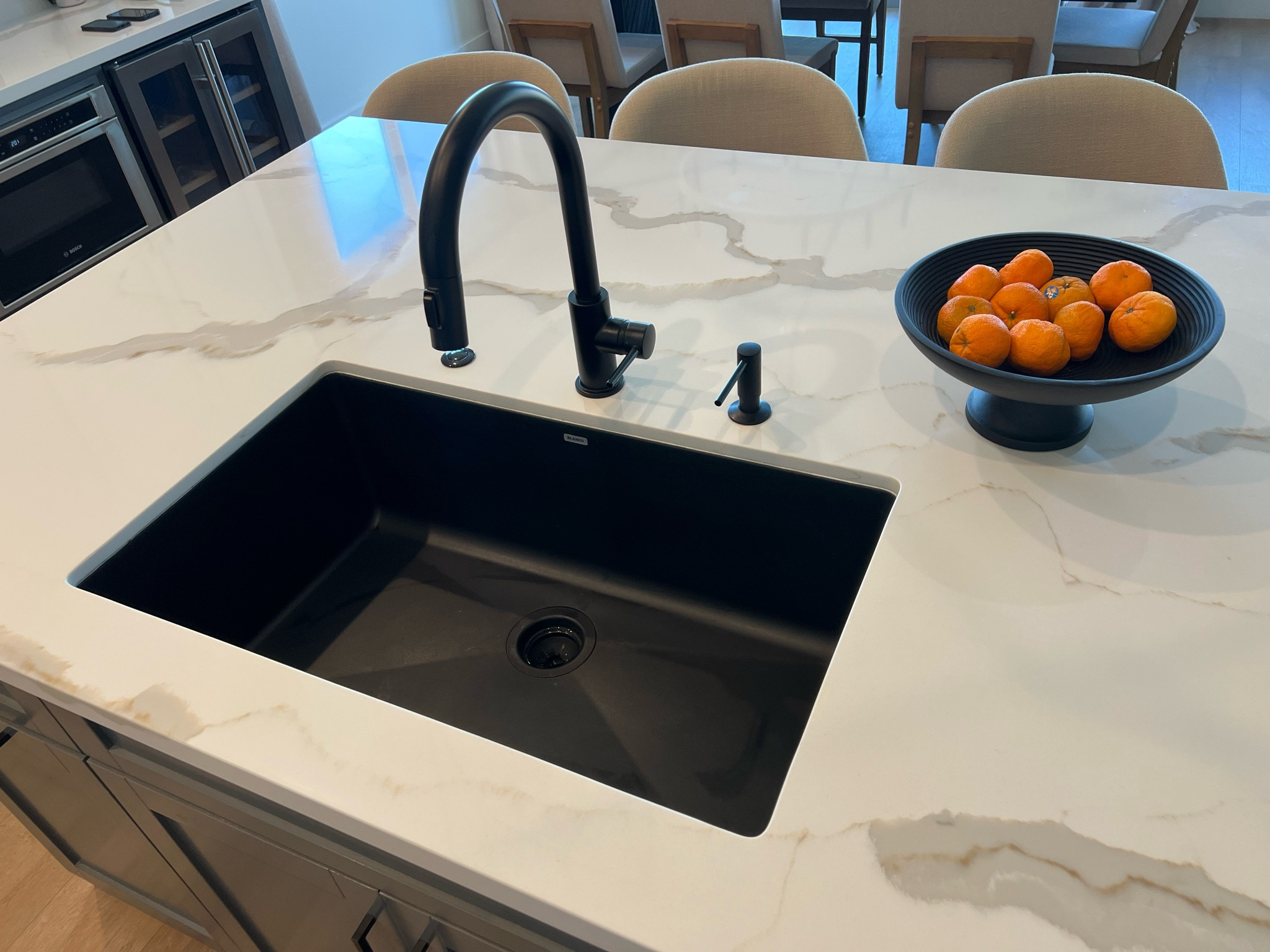 Black Composite sink 🖤 clean and sleek 

#contemporarykitchen

#LTKStyleTip #LTKHome #LTKU
