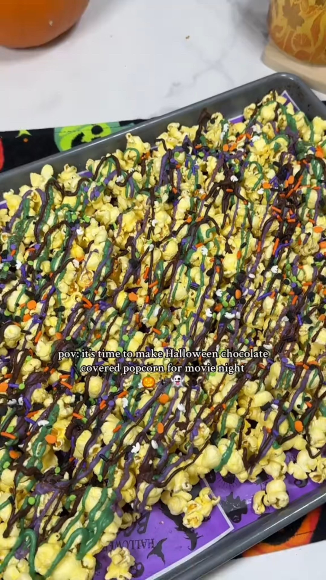 Chocolate drizzled popcorn in holiday colors with festive sprinkles is one of my favorite way to make a low effort themed treat! It is a simple Halloween craft/snack to make🎃👻
.
#HalloweenTreats #chocolatecoveredpopcorn #serecreate #falldesserts 

#LTKStyleTip #LTKFindsUnder50 #LTKHalloween