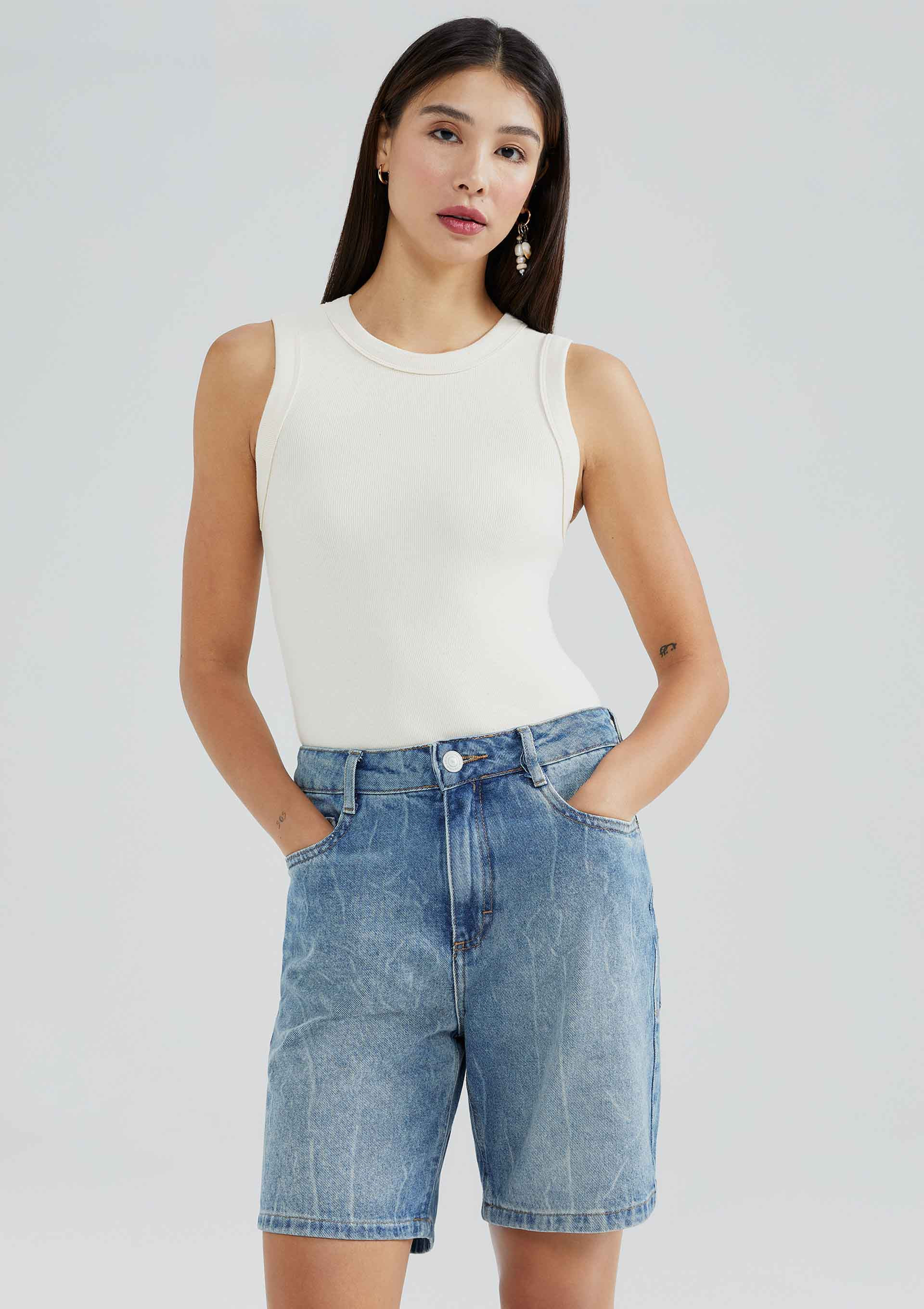 Bermuda Jeans Feminina Cintura Média - Hering Store | Hering (BR)