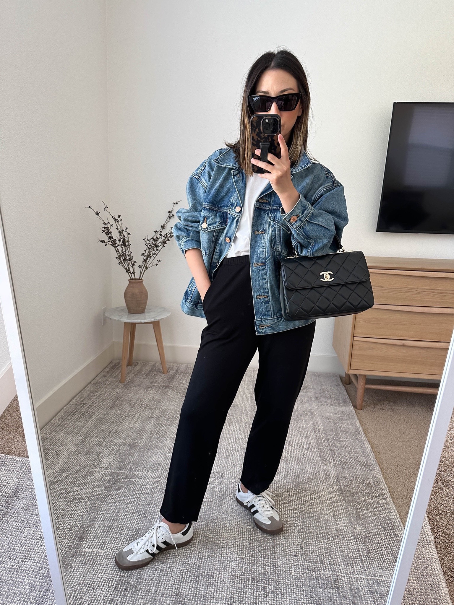 Levi’s jean jacket on sale! Wash is “she’s class."

How to style samba sneakers, transitional style with sneakers. 

Levi’s jacket small. Need the xs
Everlane Tee Medium 
Eileen Fisher pants xs
Sambas sneakers 4.5 men’s. 
Chanel Trendy small 
YSL sunglasses

Fall outfit, petite style, sneakers, back to school

#LTKSeasonal #LTKsalealert #LTKunder100