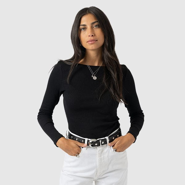 Austen Boat Neck Long Sleeve Tee - Black Stripe | Saint + Sofia