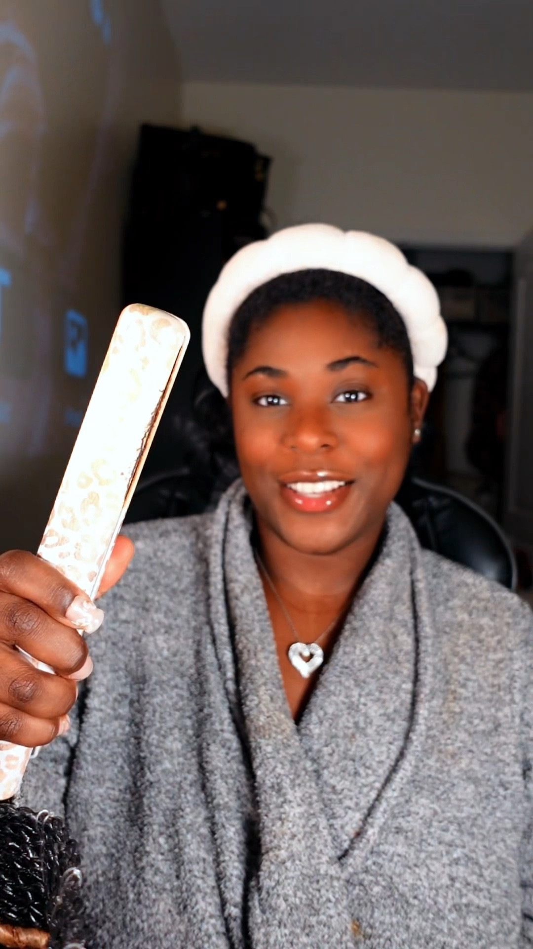 Now that you know what you need, it’s time to curl. Next upload will be a quick & easy walk through on how to curl synthetic hair. ✨

#synthetichair #organiquebodywave #curlsyntheticwig #hairtutorial 

#LTKBeauty