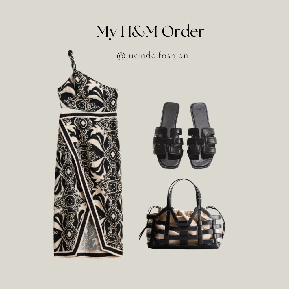 H&M New In Summer Dress 🤍☀️✨

How gorgeous is this dress for the summer, I have just ordered this as this would be lovely to also take on holiday with you 🫶

Summer dress summer fashion sandals

#LTKsummer #LTKeurope #LTKuk