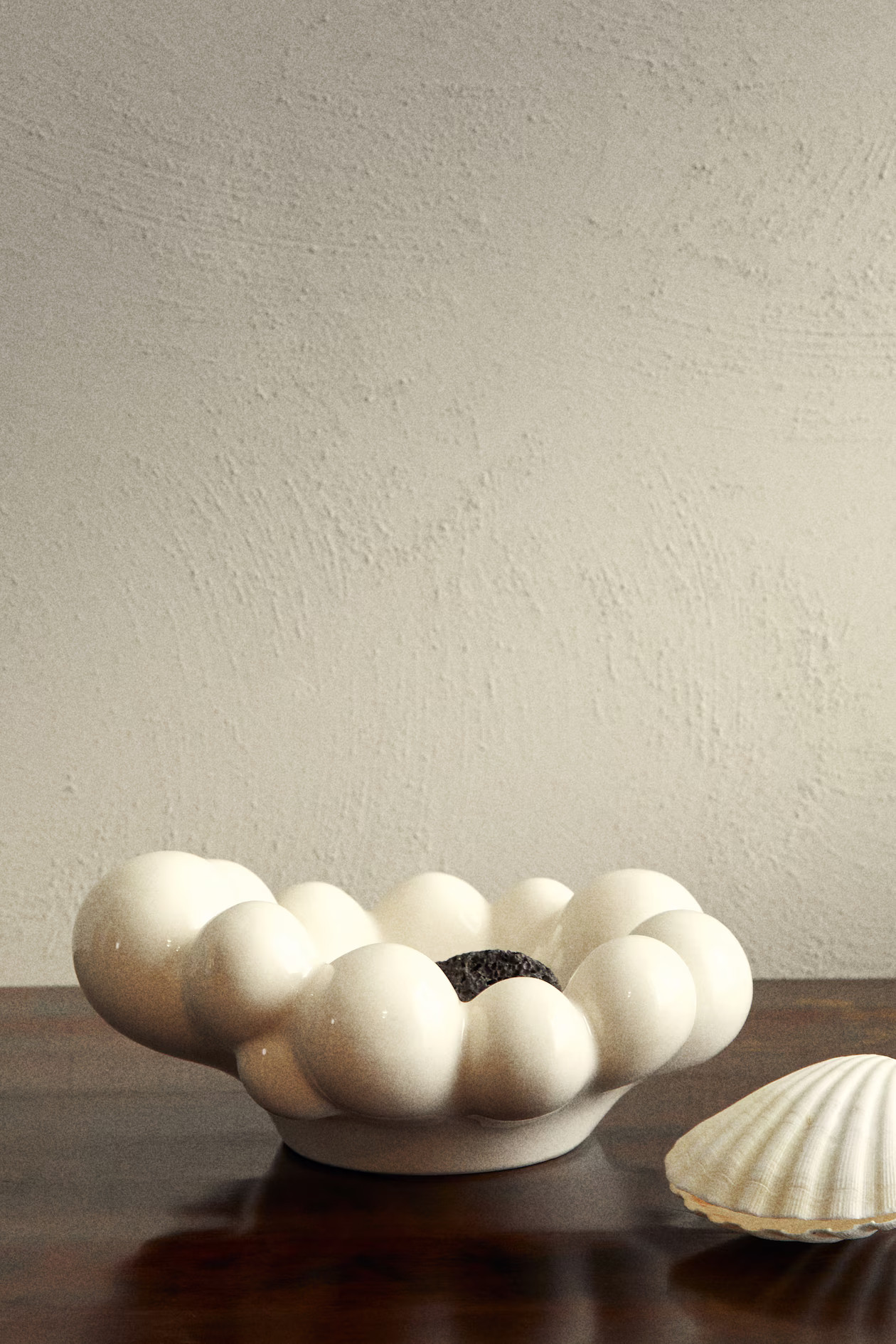 Large bubbly stoneware bowl | H&M (UK, MY, IN, SG, PH, TW, HK)