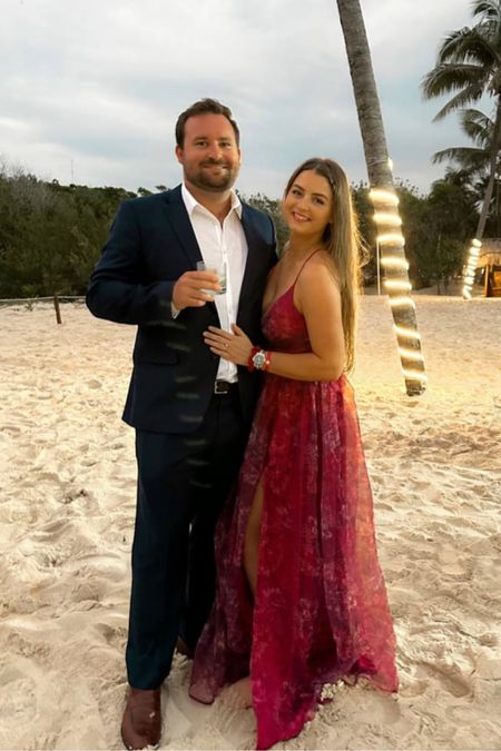 This beach wedding guest dress is amazing!

Destination wedding guest dress, red wedding guest dress, Mexico wedding guest dress, California wedding guest dress 

#LTKFind #LTKunder100 #LTKwedding