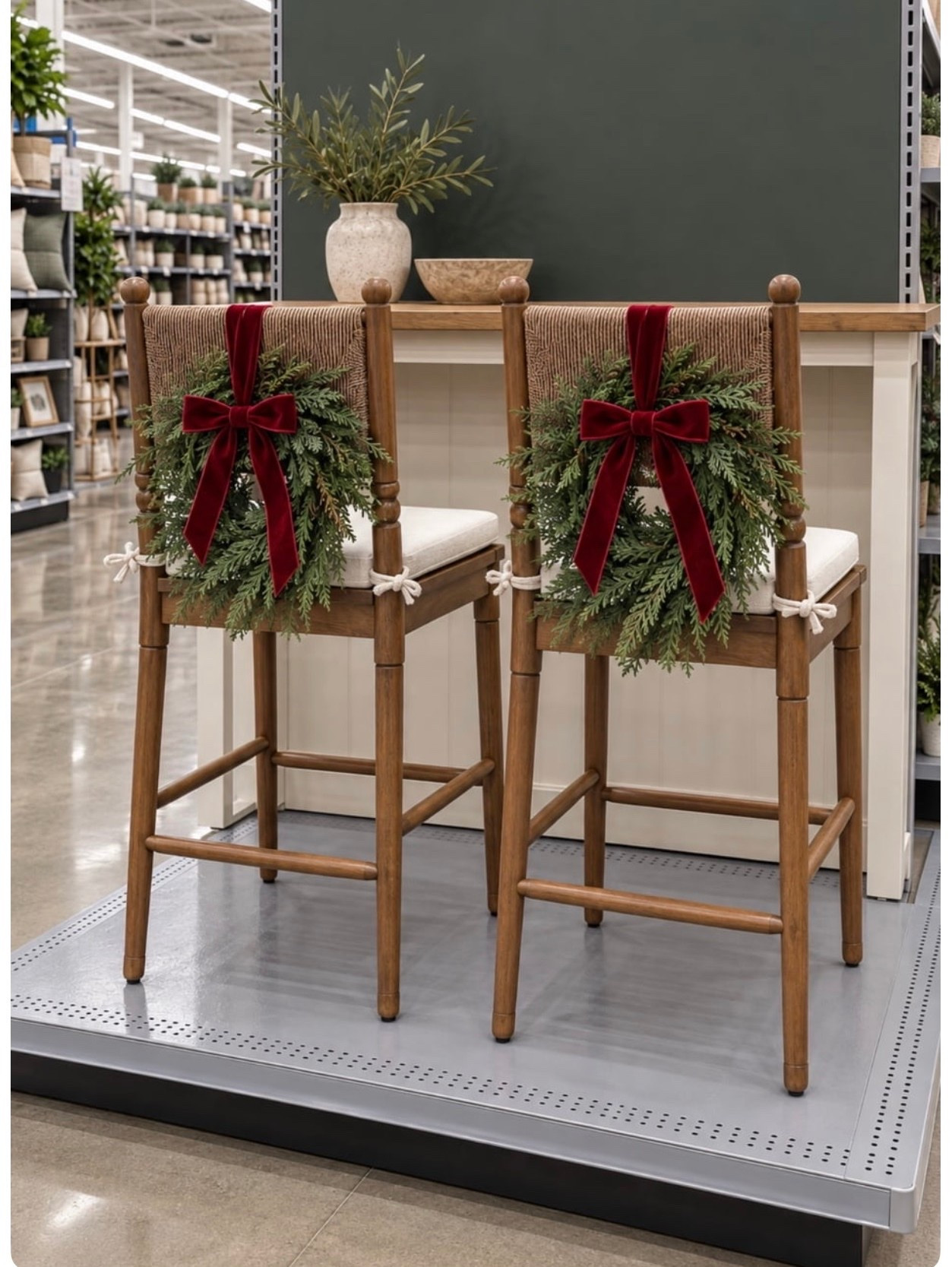 Walmart just dropped their Christmas mini wreaths! Soon to sell out

#LTKSeasonal #LTKHome #LTKTravel