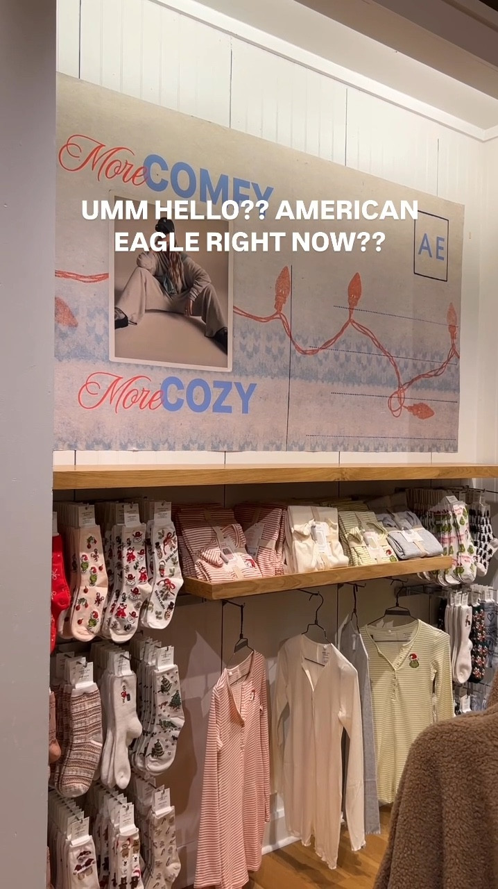 American Eagle’s holiday pajamas & snoopy items are SO CUTE🥹!!!

#americaneagle #pajamaset #pajamas #holiday #snoopy #giftguide #giftidea #casual #loungewear #christmas 

#LTKHoliday #LTKGiftGuide #LTKVideo