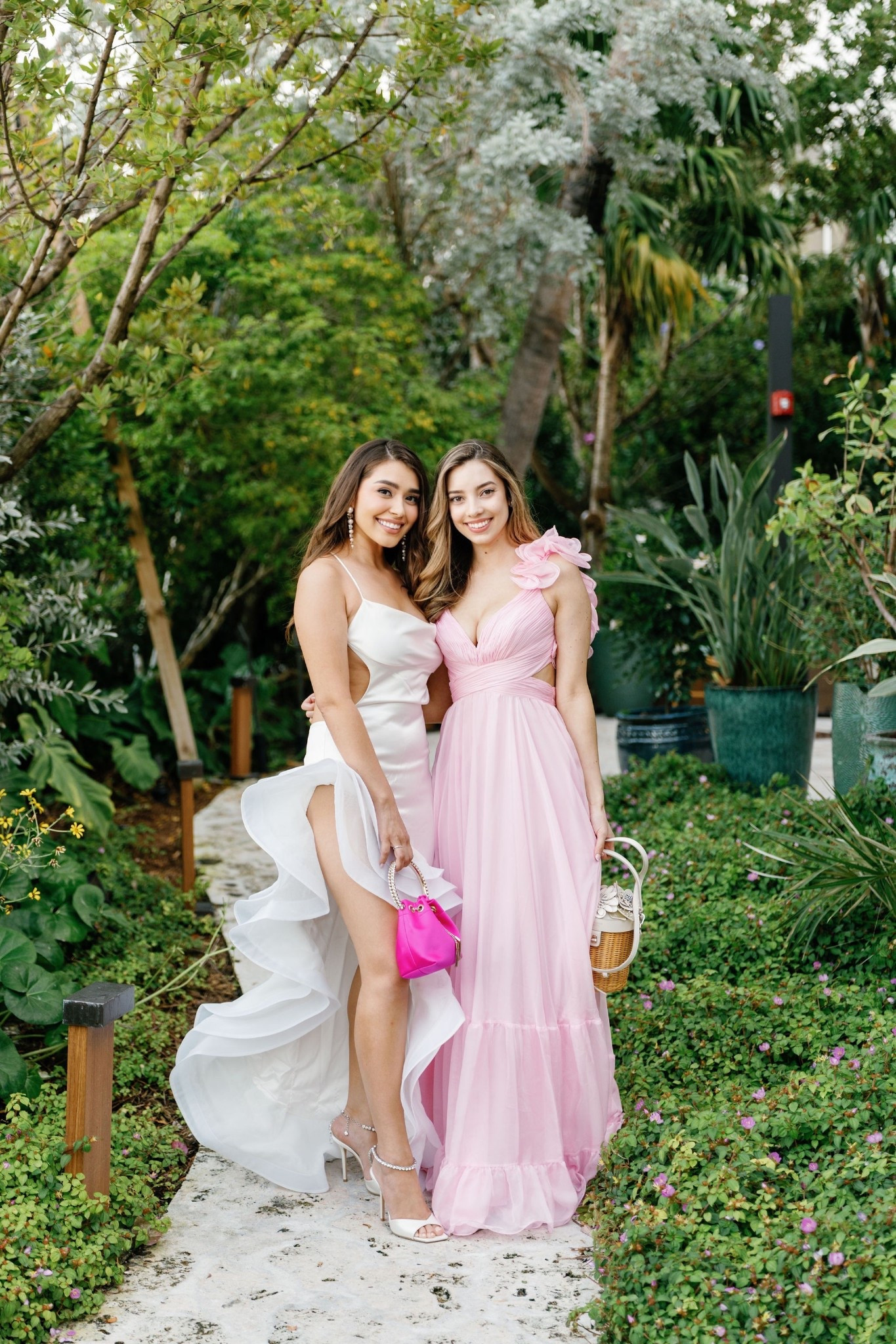 Welcome dinner dress 👗 #miamioutfit #welcomedinneroutfit #bridaloutfits #2025brides #weddinglooks

#LTKWedding