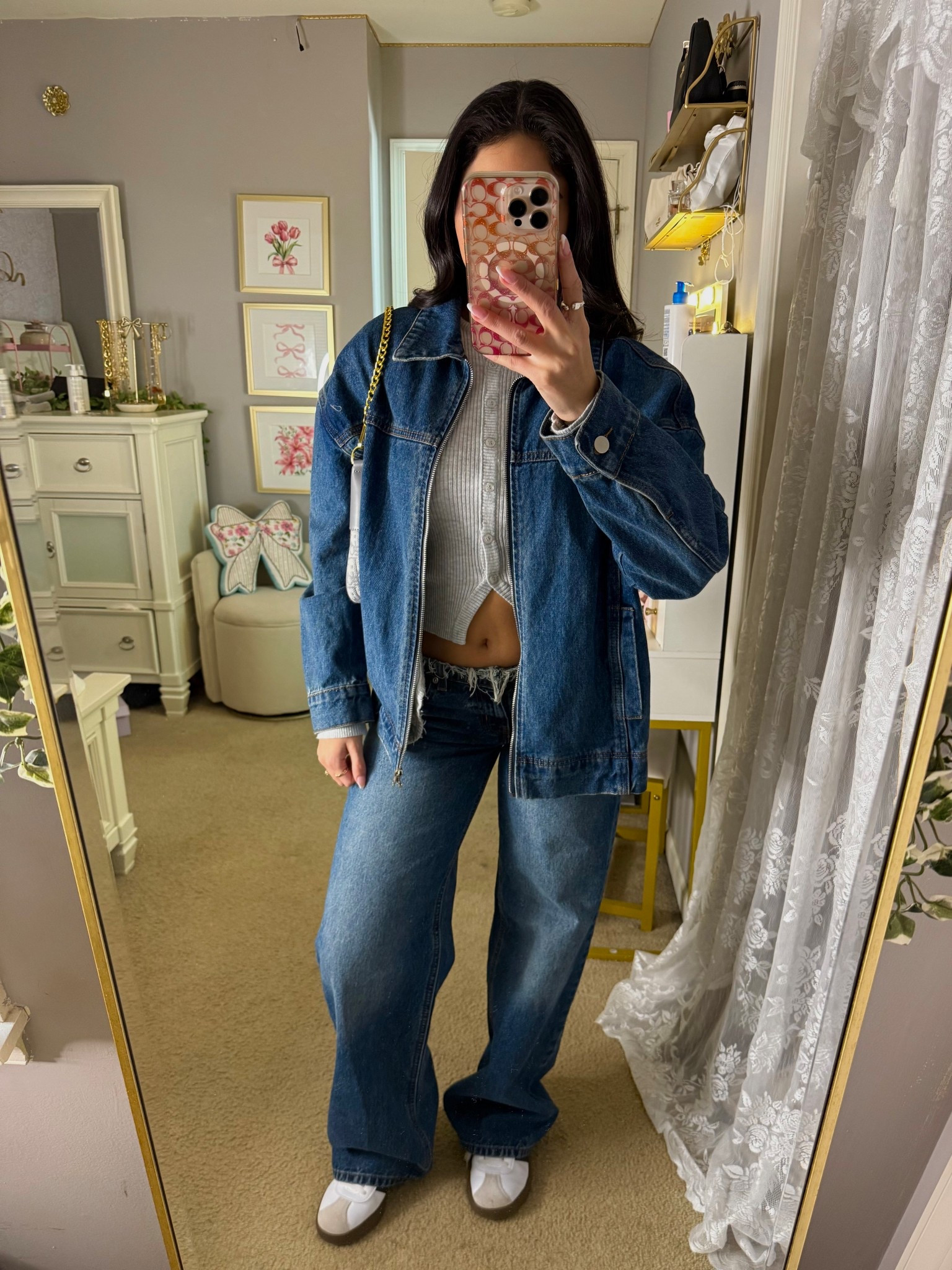 Jacket and top size US 8, jeans size small

#LTKSeasonal #LTKgrwm #LTKootd