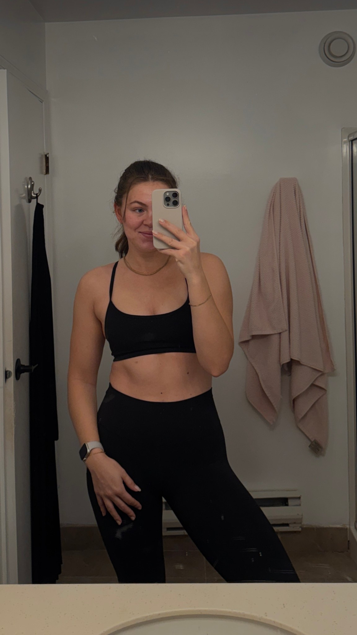 full @Vuori US outfit of the day 🖤

#LTKfitness