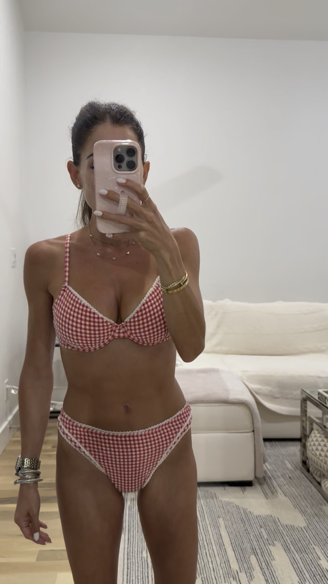Love this bikini size xxs bottoms xs