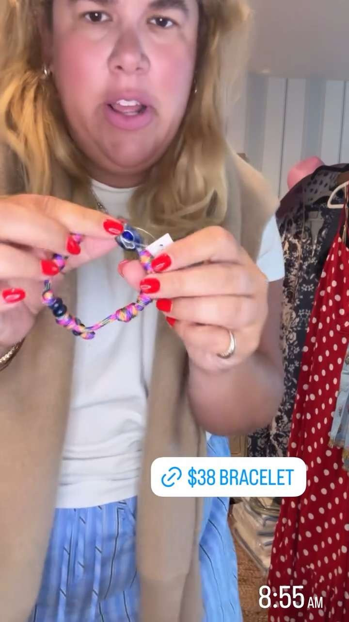 I love a rope bracelet 

 
